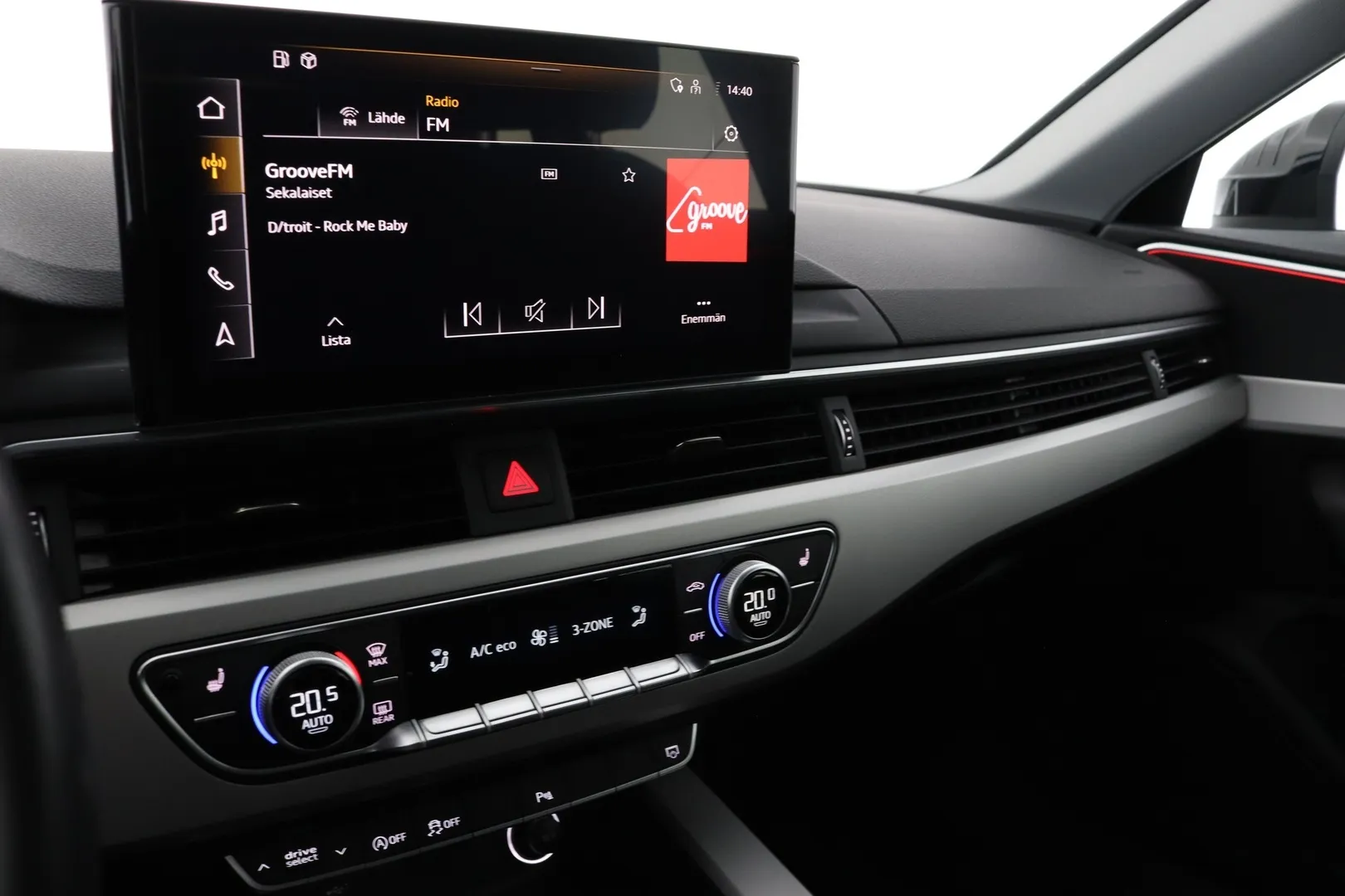 Audi A4 IPR-280 carousel image