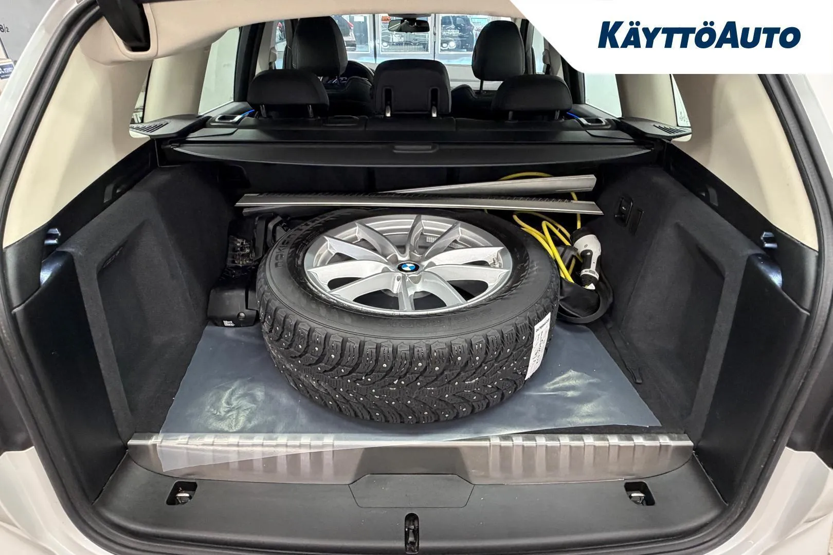 BMW X3 GOX-533 carousel image