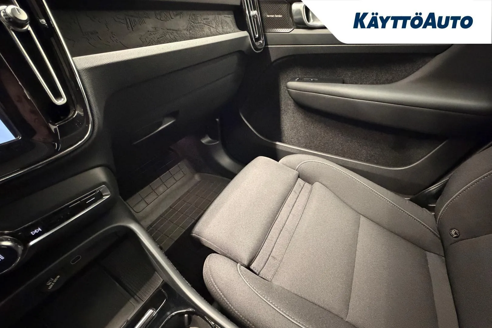 Volvo XC40 NMS-987 carousel image