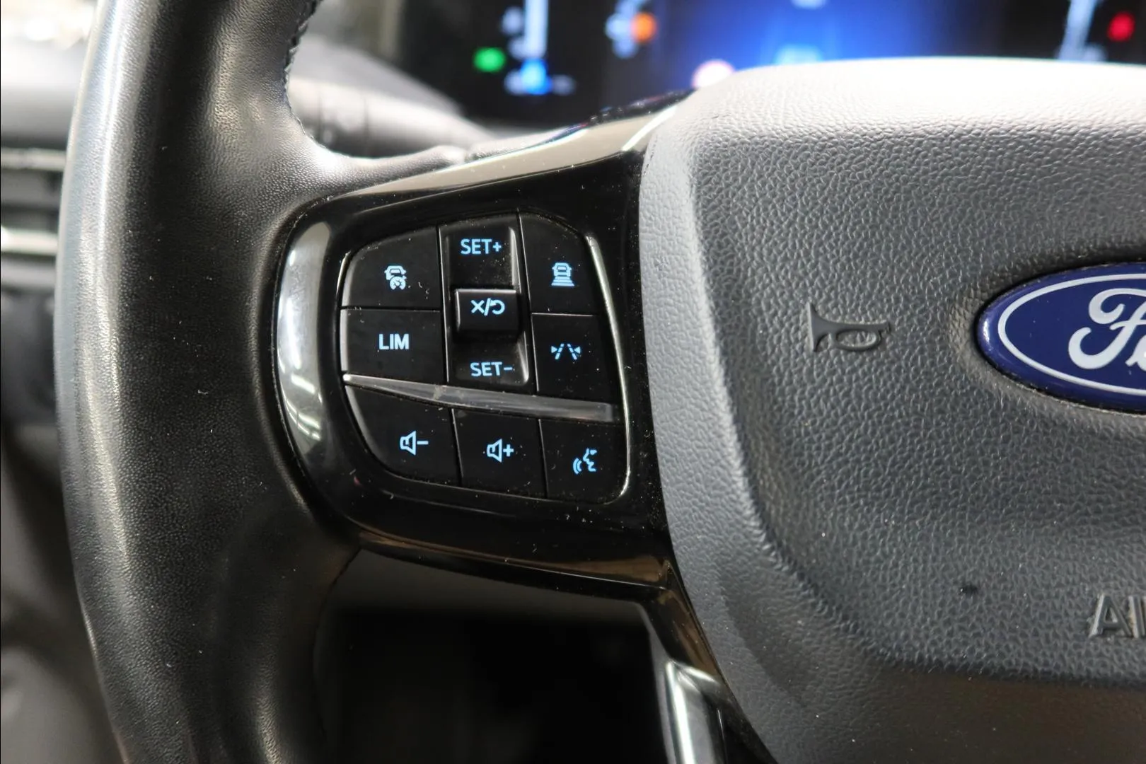 Ford Transit Custom NNF-698 carousel image