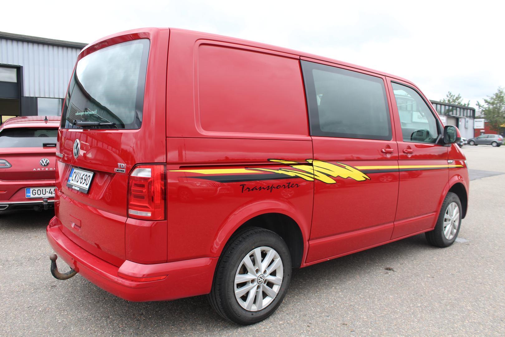 Volkswagen Transporter 2017, kuva 3/9