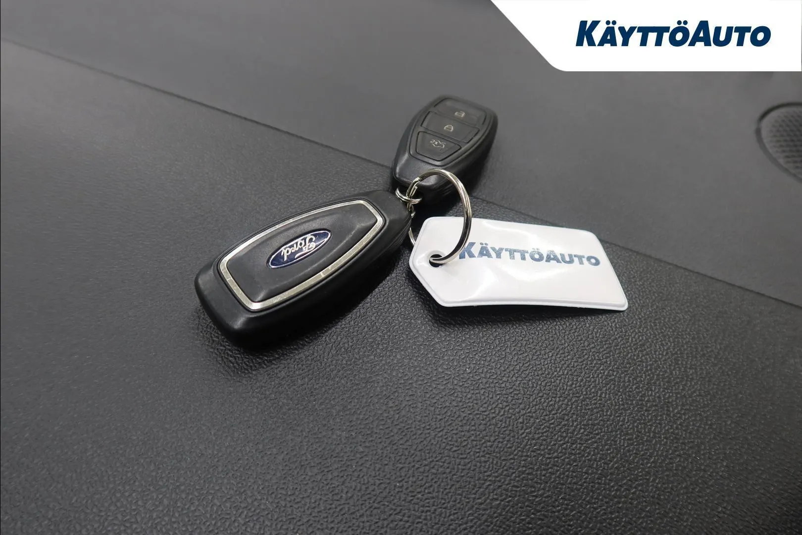 Ford Focus MZH-301 carousel image