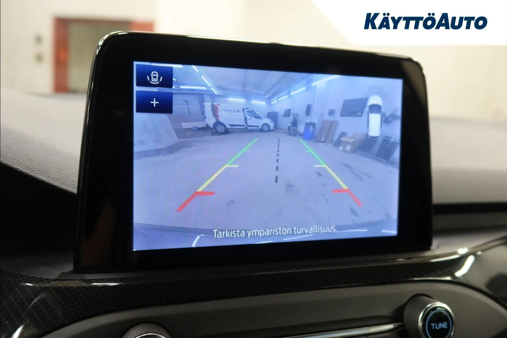 Ford Focus MZH-301 carousel image