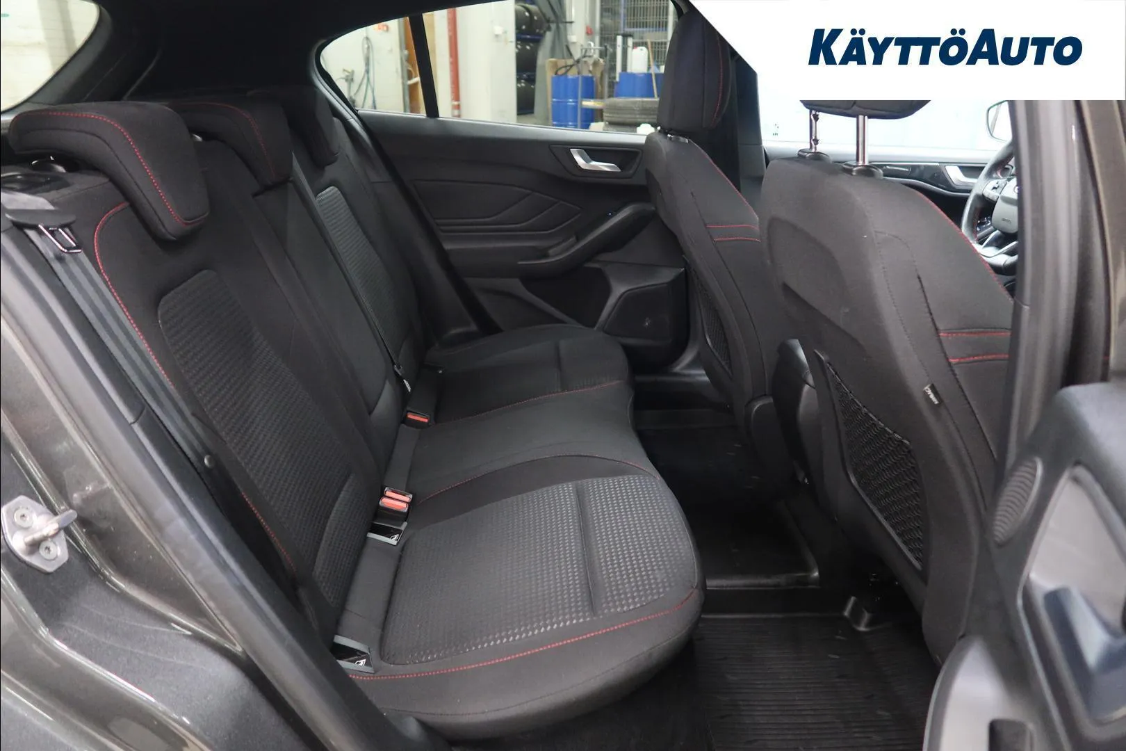 Ford Focus MZH-301 carousel image