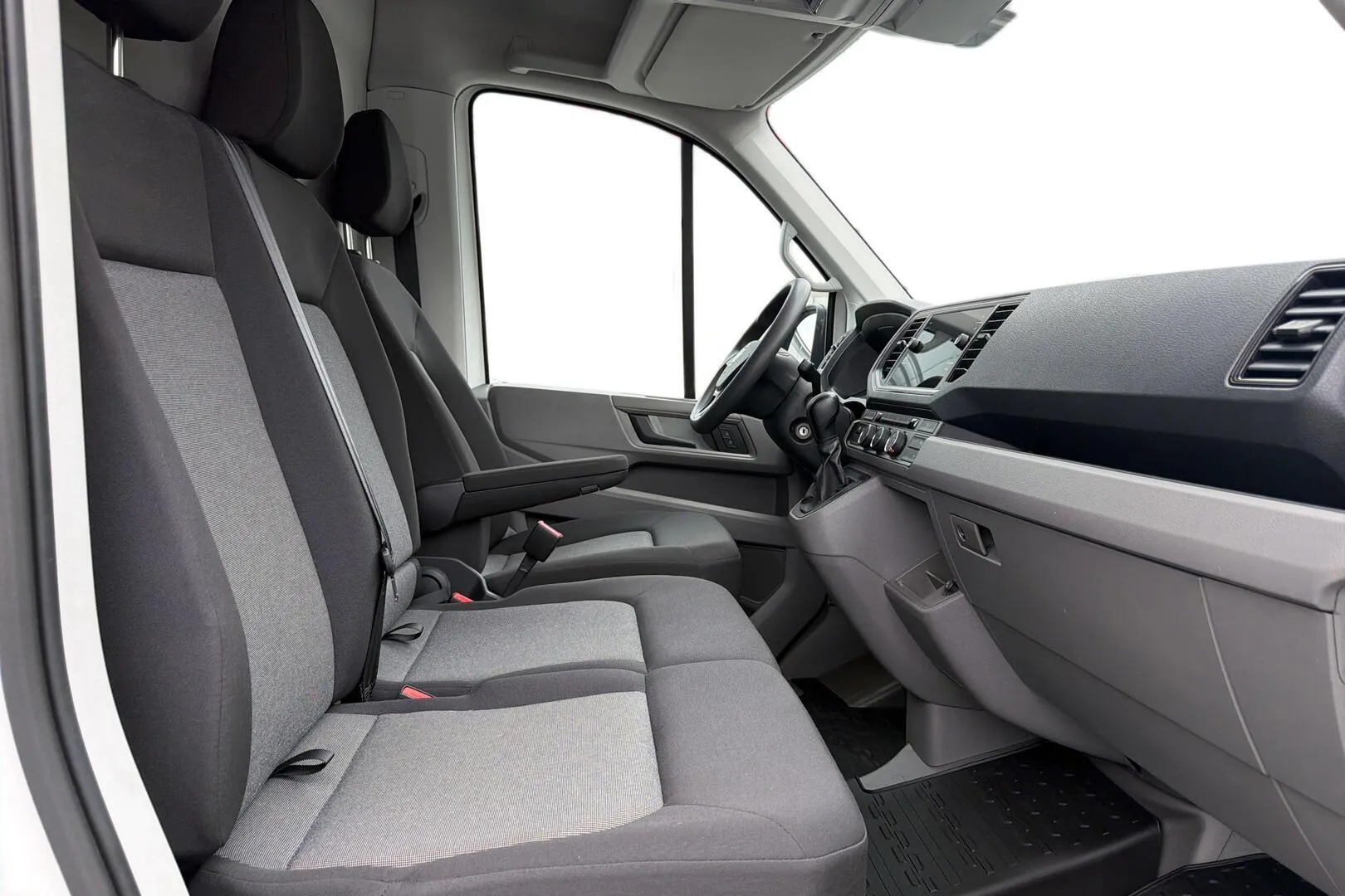 Volkswagen Crafter EVE-873 carousel image