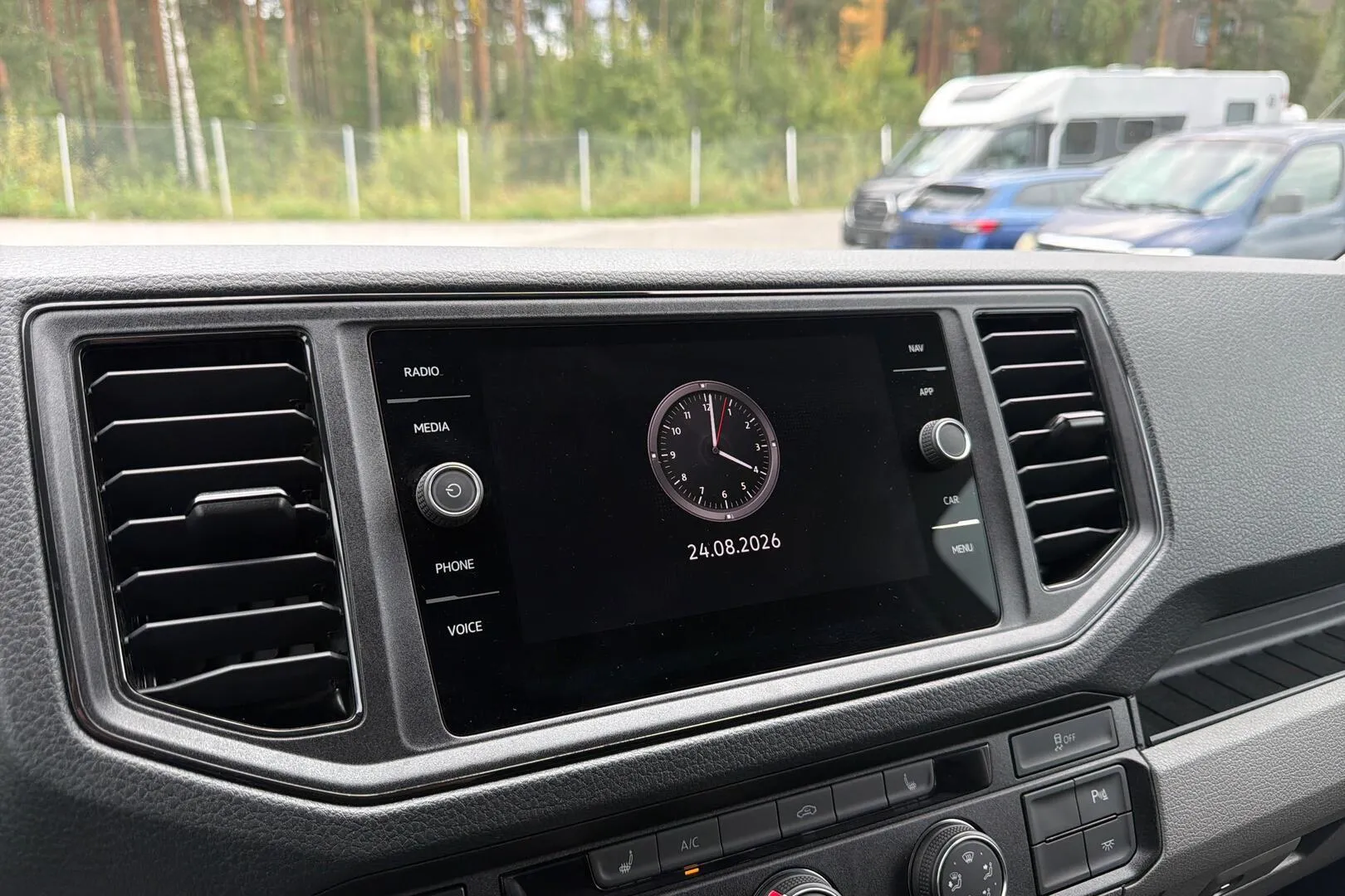 Volkswagen Crafter EVE-873 carousel image