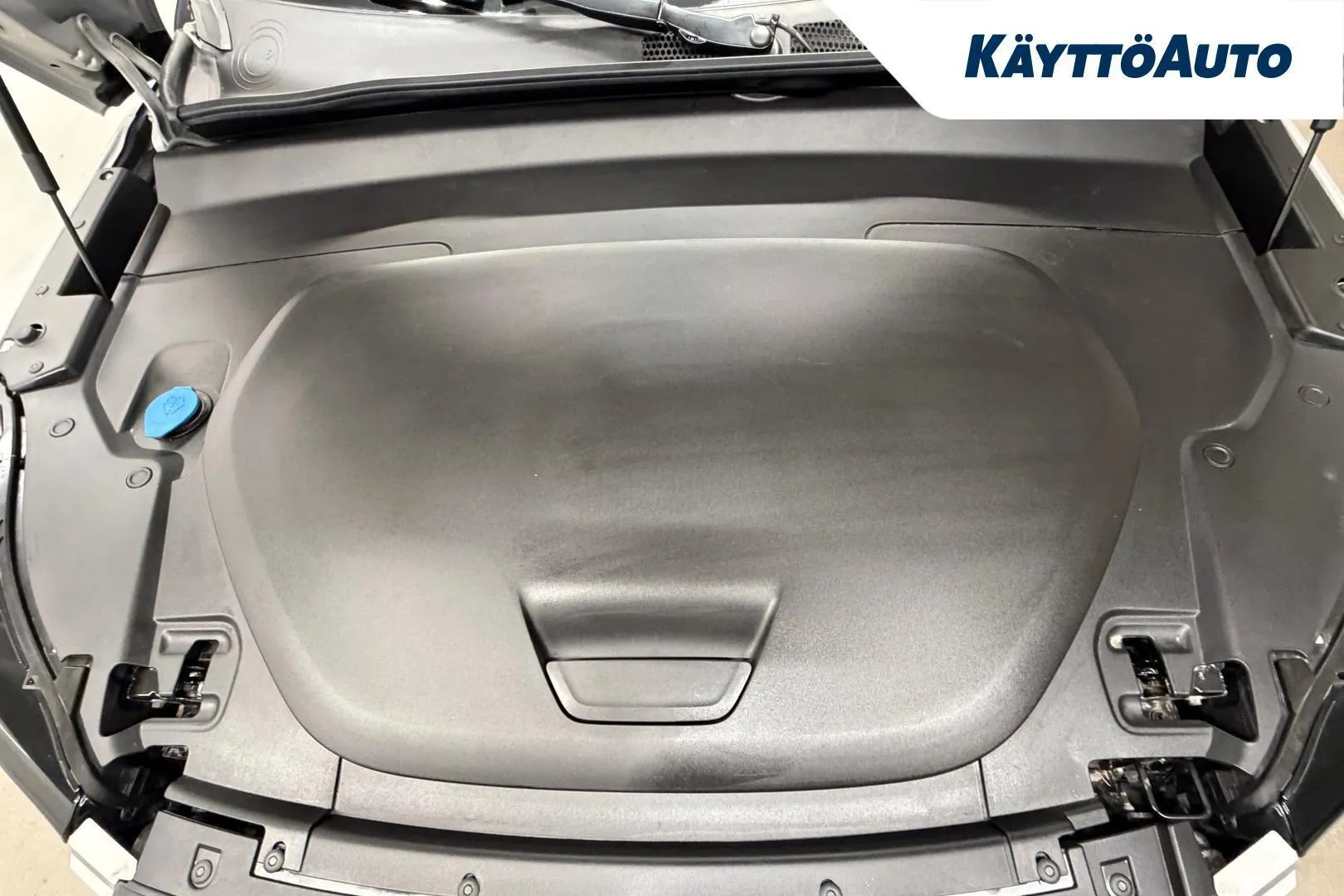 Volvo XC40 KUO-382 carousel image