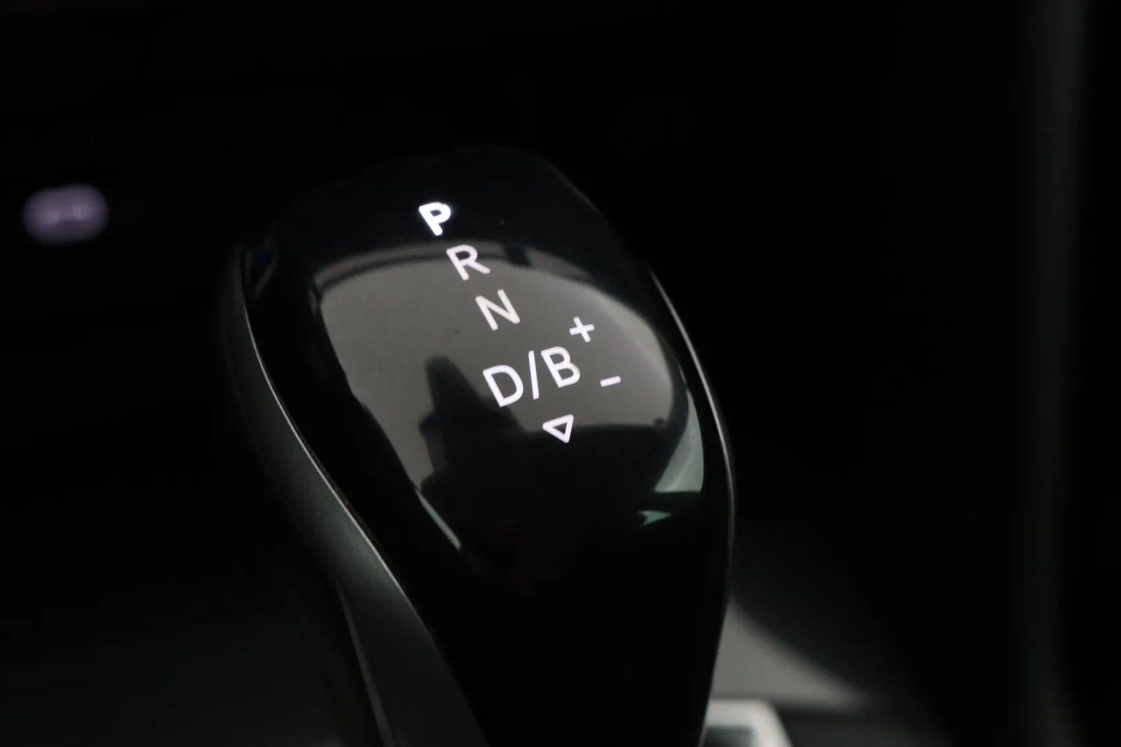 Volkswagen Tiguan FPC-888 carousel image