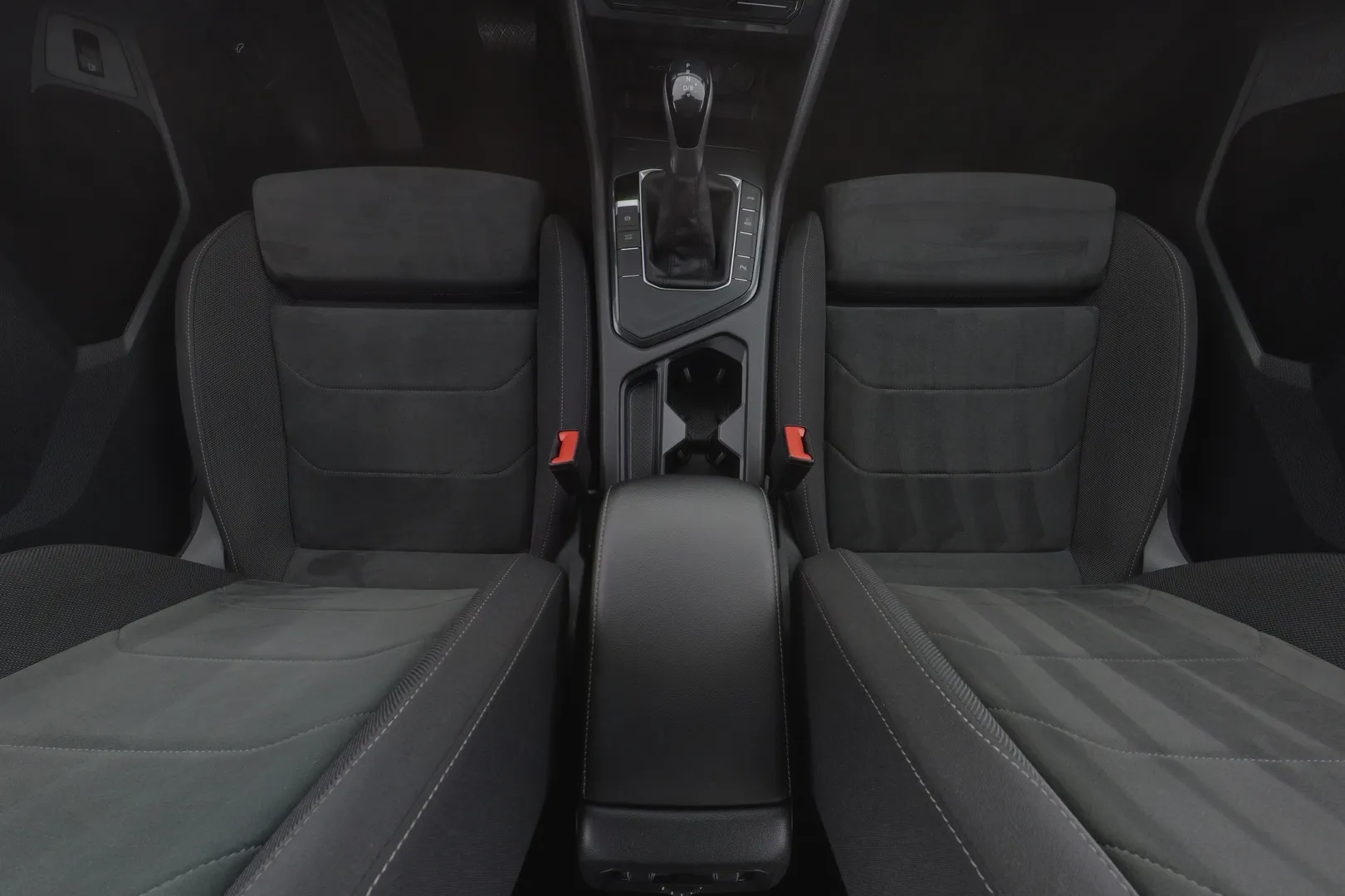 Volkswagen Tiguan FPC-888 carousel image