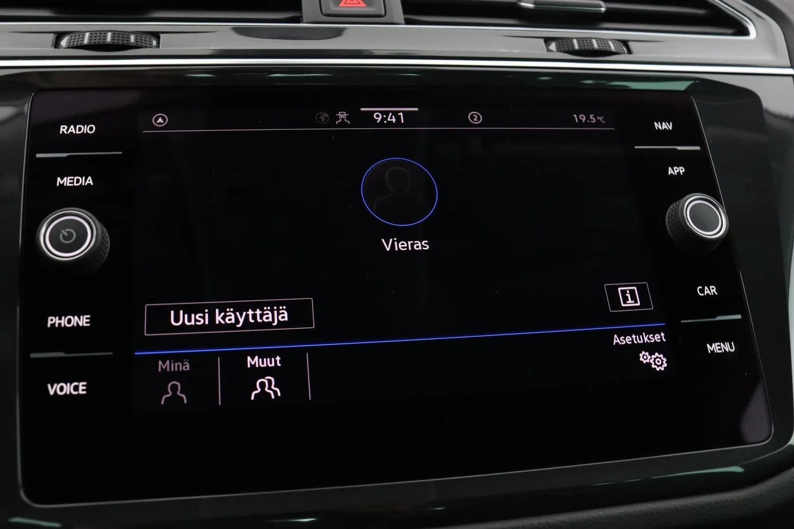 Volkswagen Tiguan FPC-888 carousel image