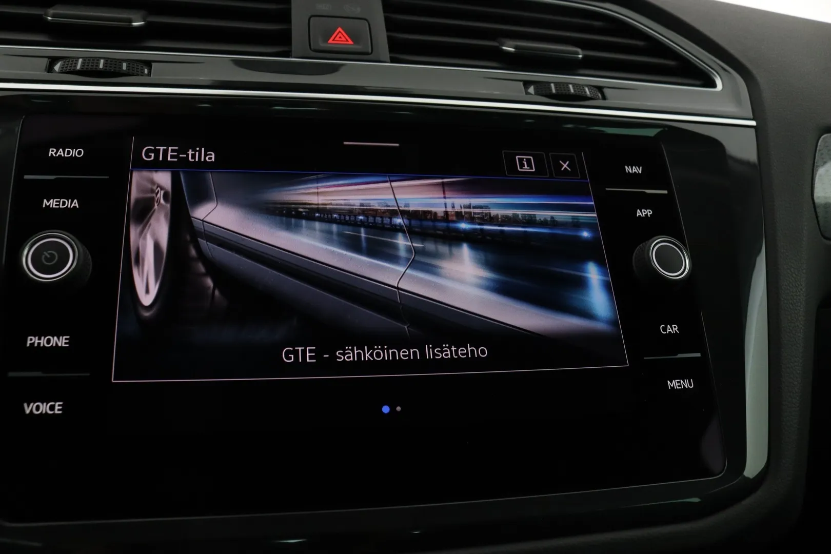 Volkswagen Tiguan FPC-888 carousel image