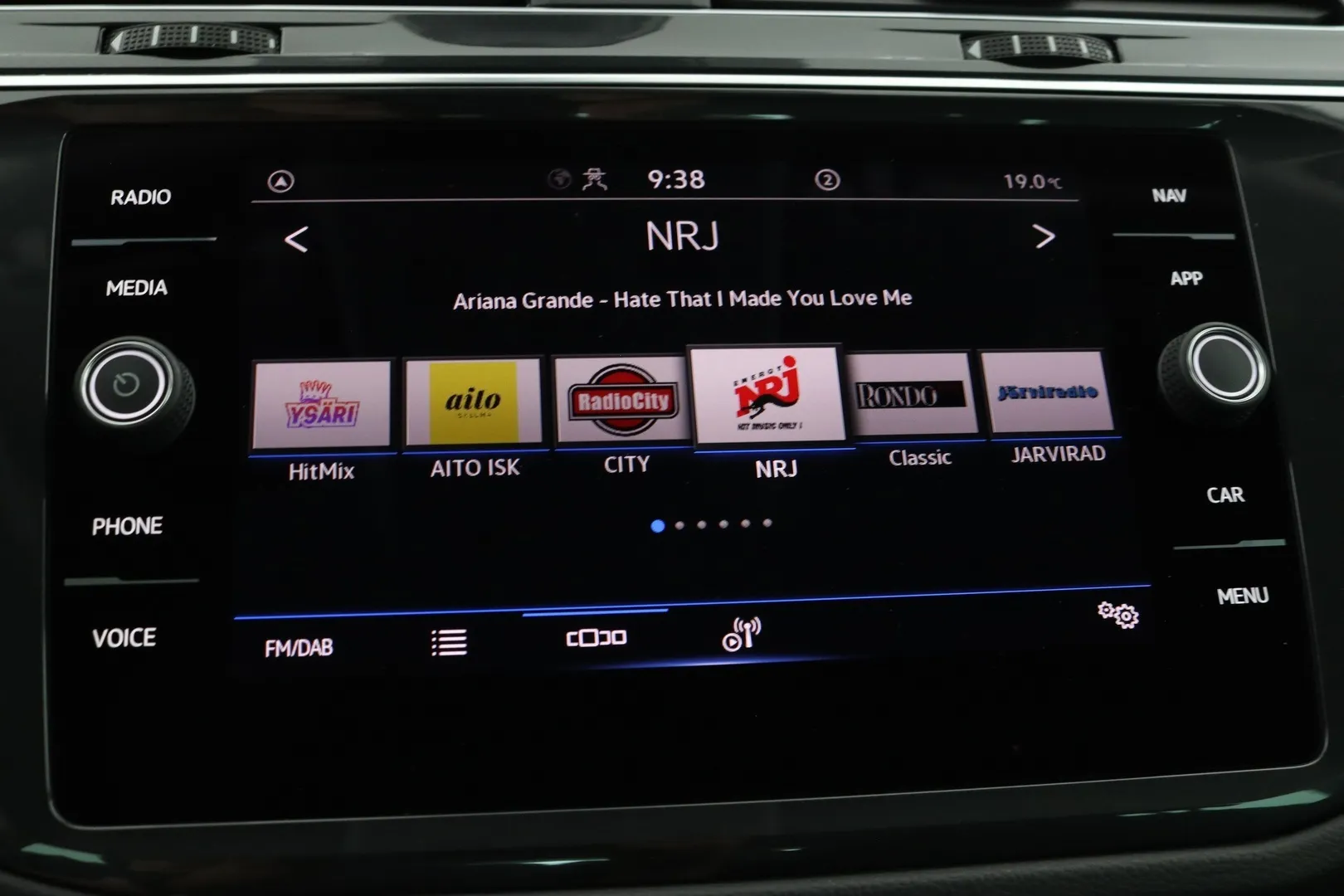 Volkswagen Tiguan FPC-888 carousel image