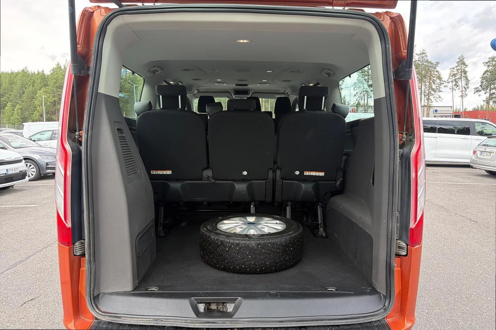 Ford Tourneo Custom MOT-784 carousel image