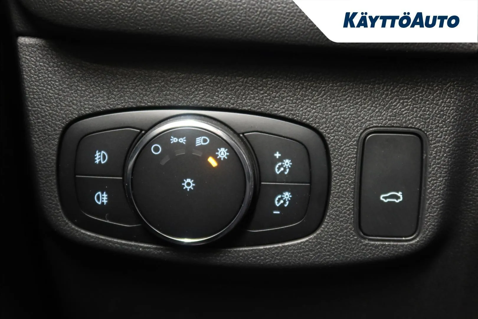 Ford Focus JTR-828 carousel image