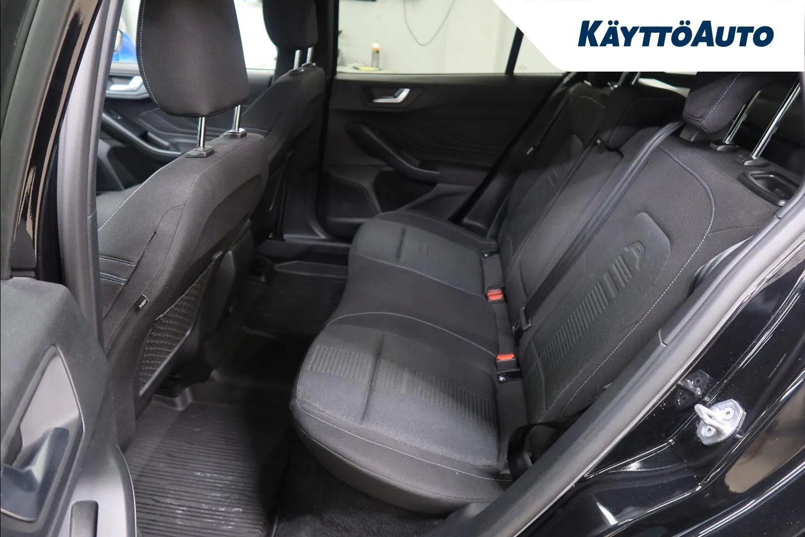 Ford Focus JTR-828 carousel image