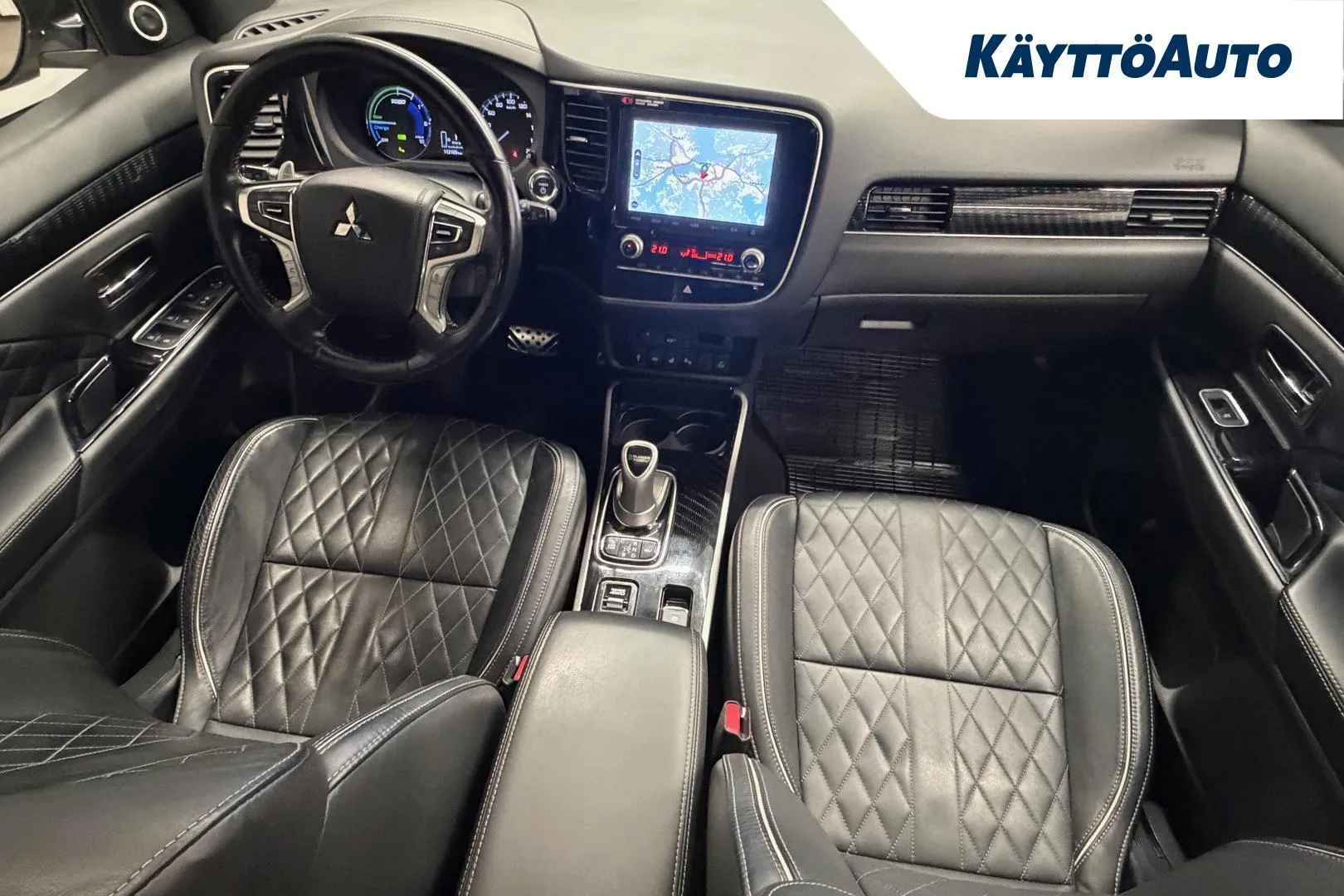 Mitsubishi Outlander PHEV IPK-369 carousel image