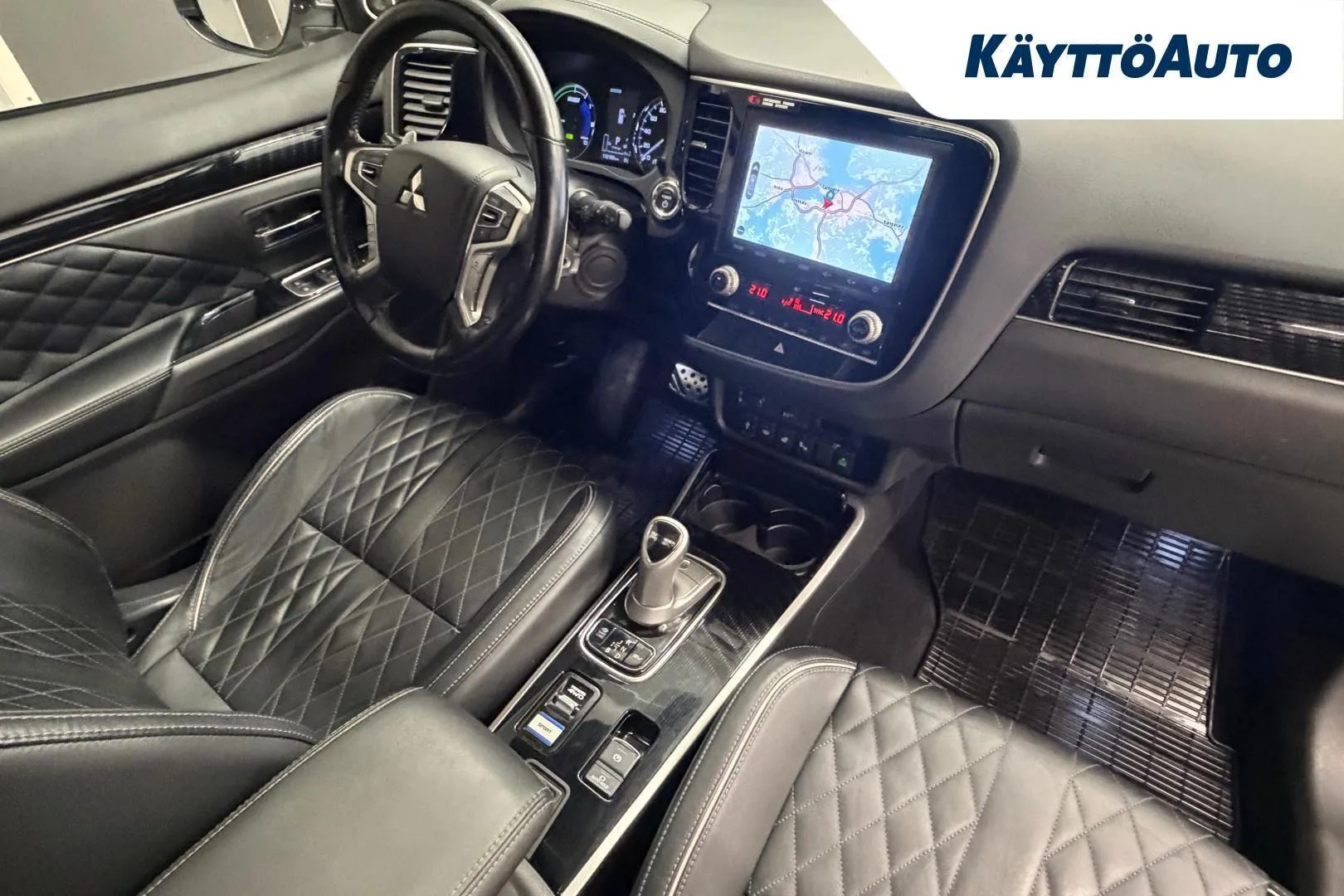 Mitsubishi Outlander PHEV IPK-369 carousel image