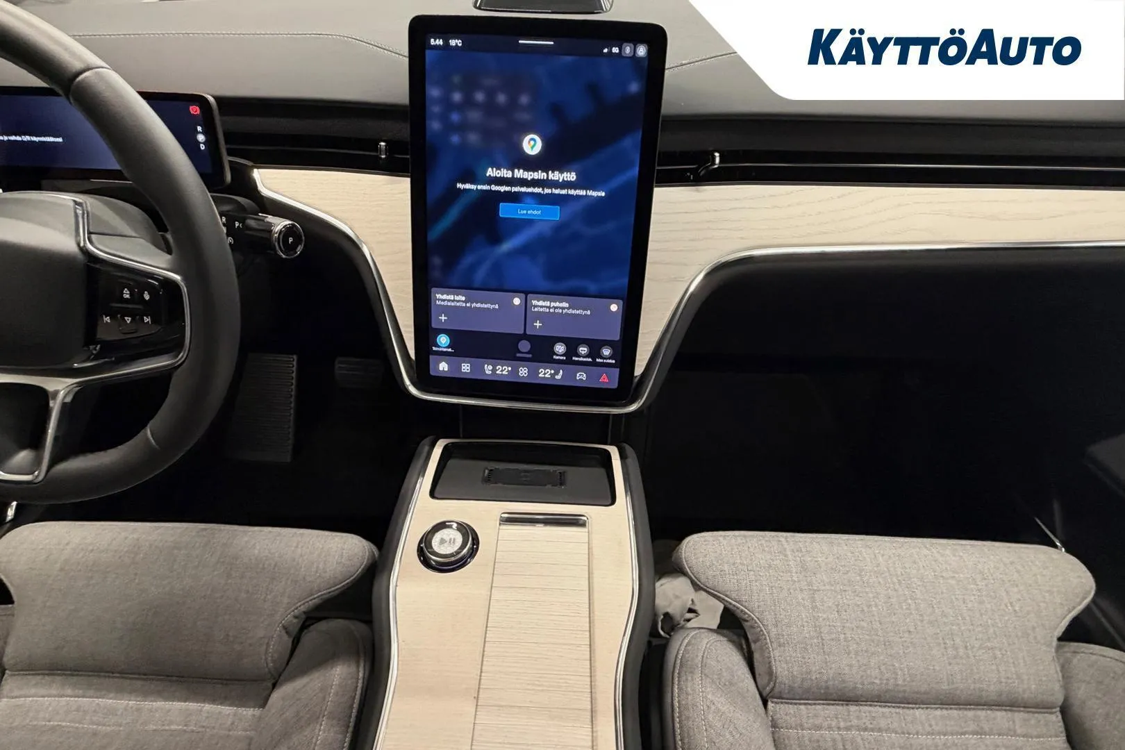 Volvo EX90 ZPH-133 carousel image