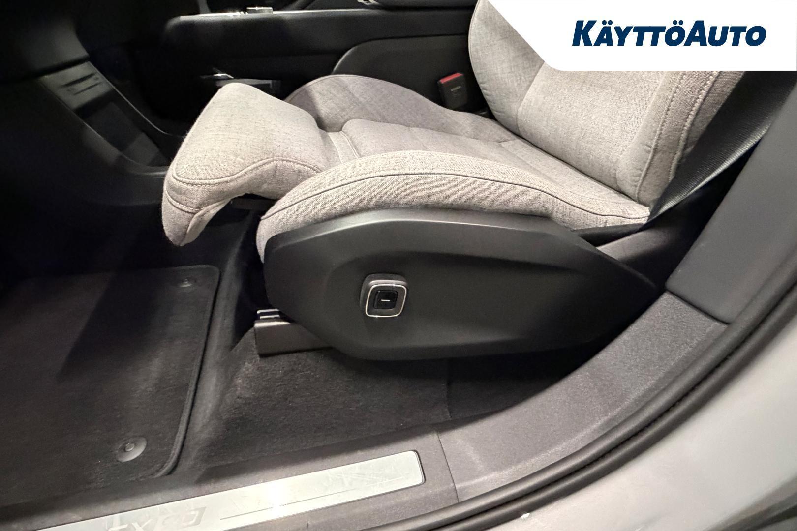 Volvo EX90 Twin Performance Ultra 2025, photo 6/38