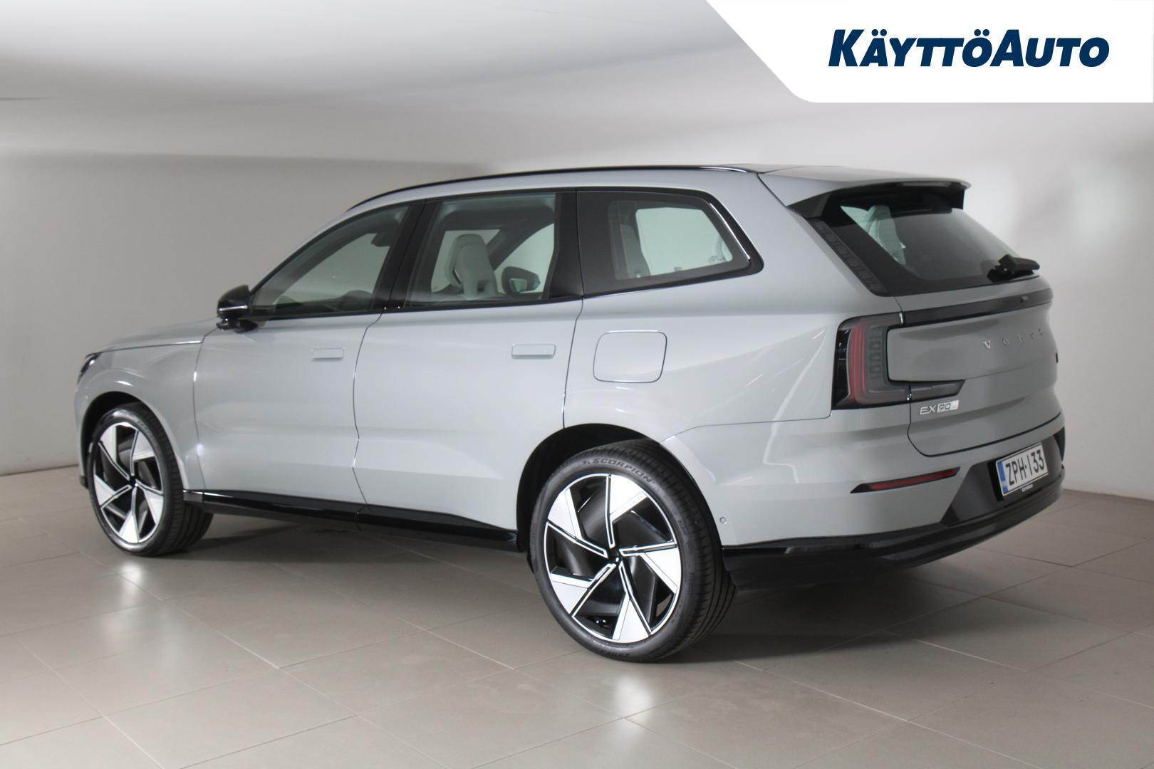Volvo EX90 Twin Performance Ultra 2025, photo 3/38