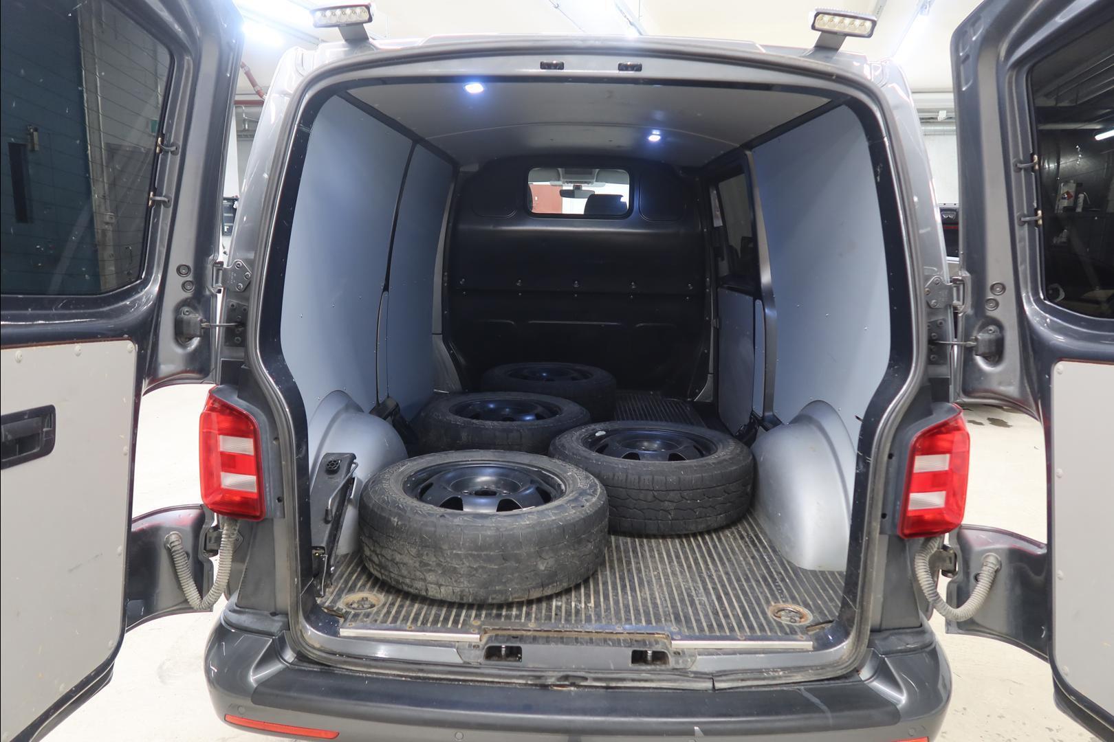 Volkswagen Transporter 2019, kuva 5/30