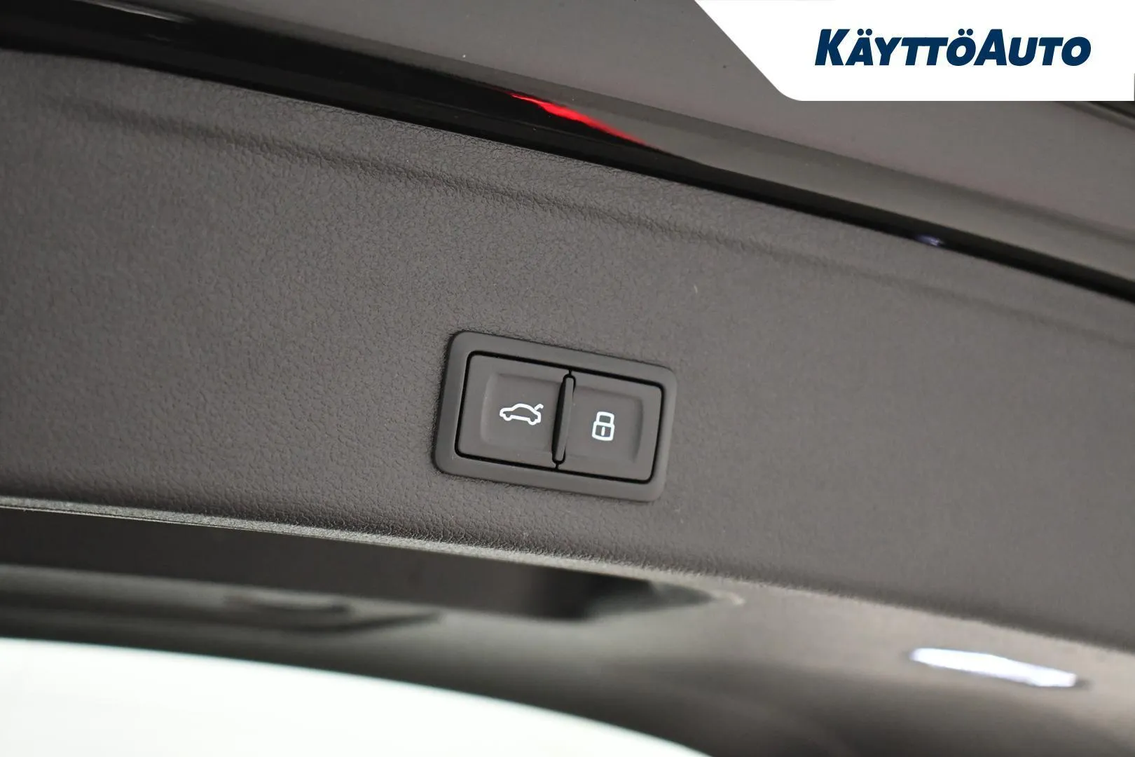 Audi A4 EUK-280 carousel image