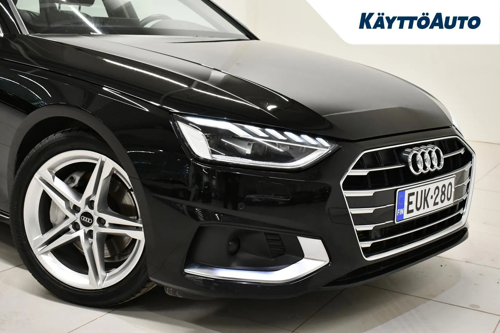 Audi A4 EUK-280 carousel image