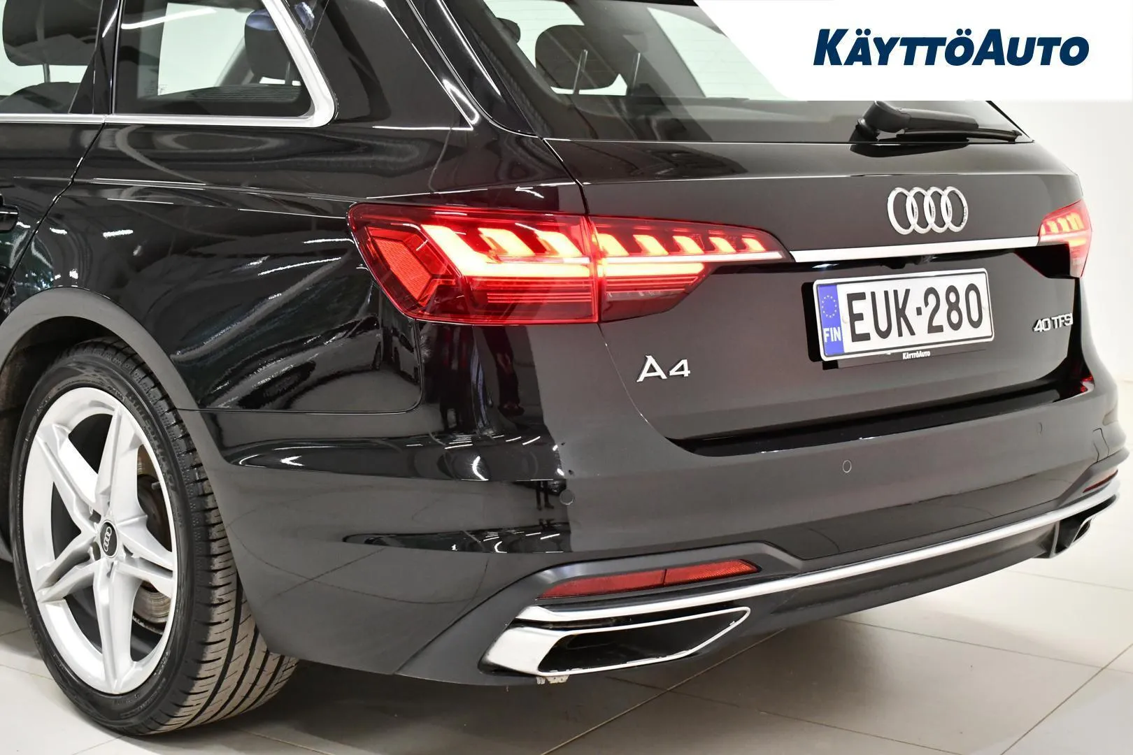 Audi A4 EUK-280 carousel image