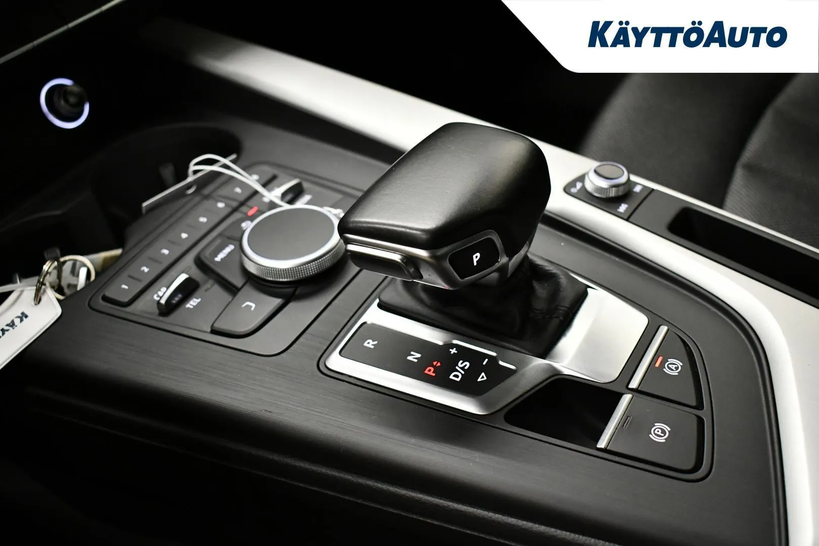 Audi A4 FME-471 carousel image