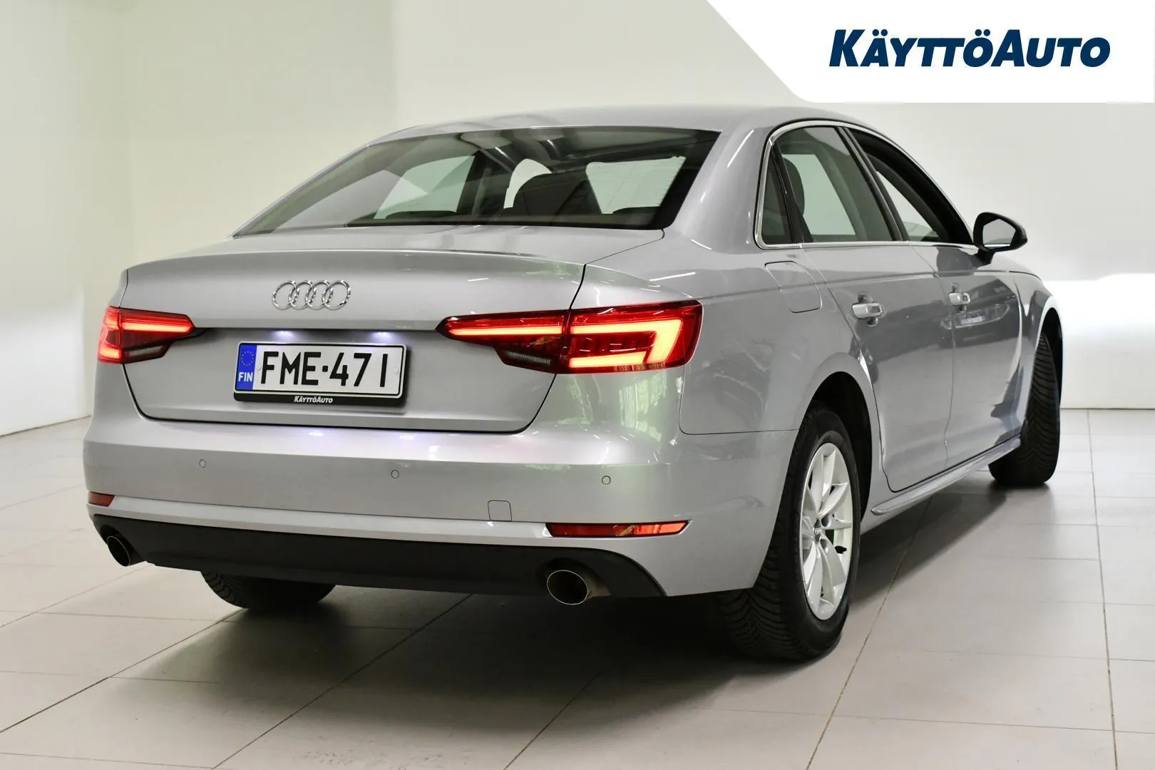 Audi A4 FME-471 carousel image