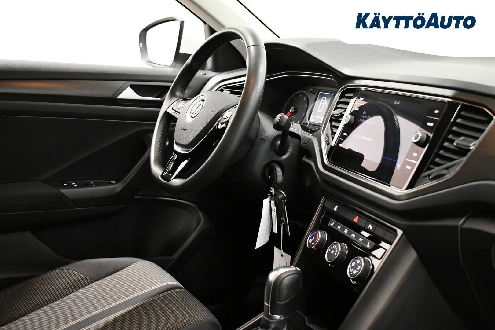 Volkswagen T-Roc XVU-110 carousel image