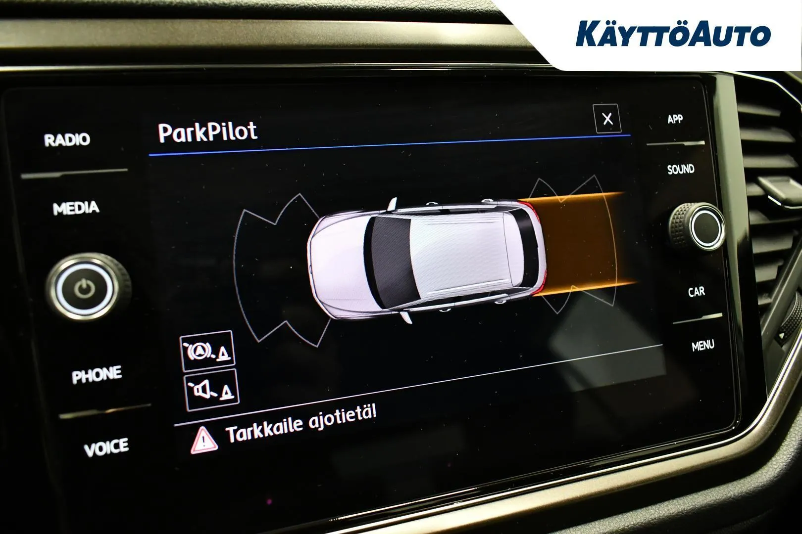 Volkswagen T-Roc XVU-110 carousel image