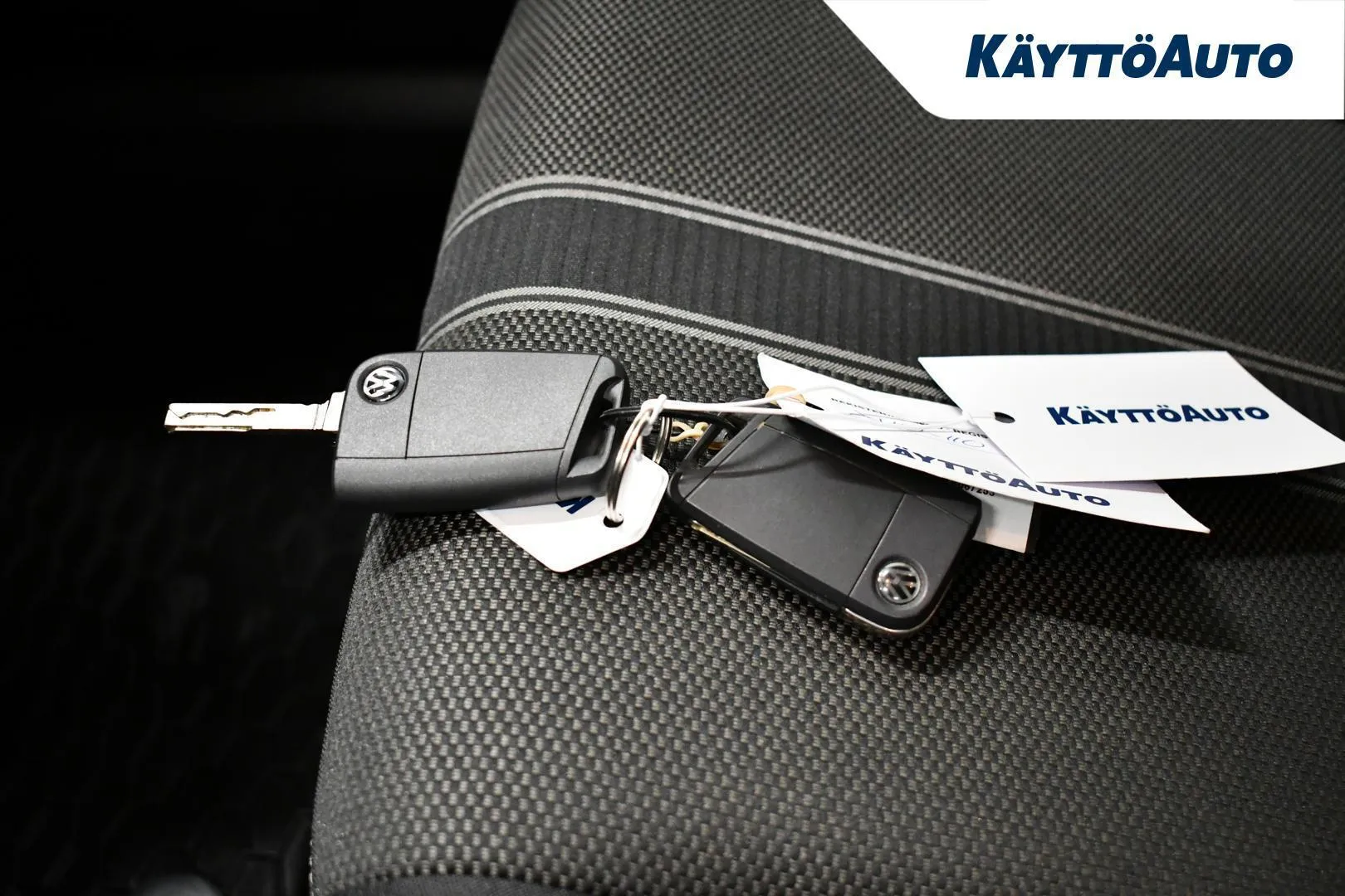 Volkswagen T-Roc XVU-110 carousel image