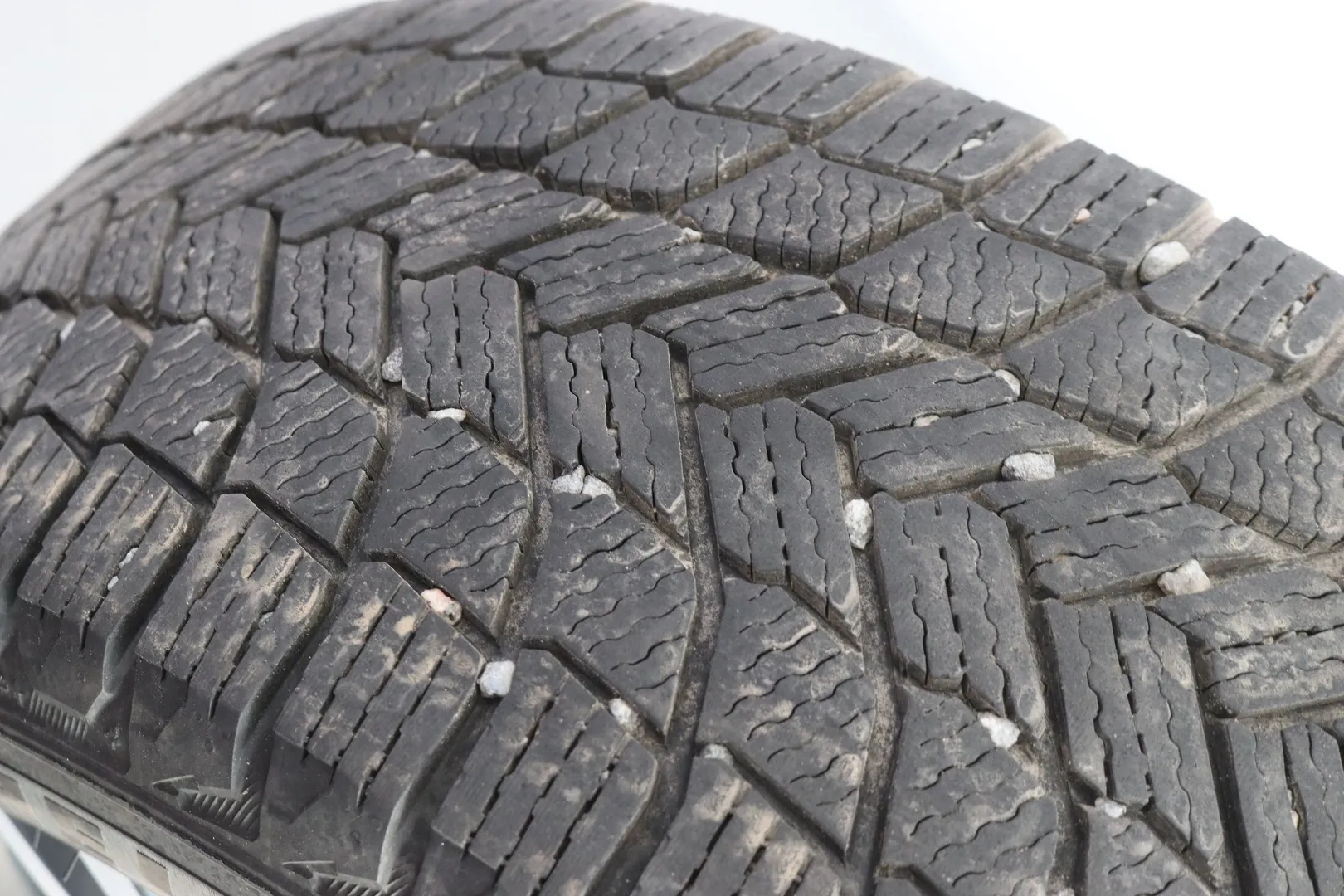 Volvo XC40 ZMU-703 carousel image