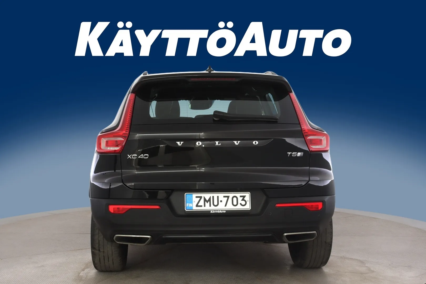 Volvo XC40 ZMU-703 carousel image