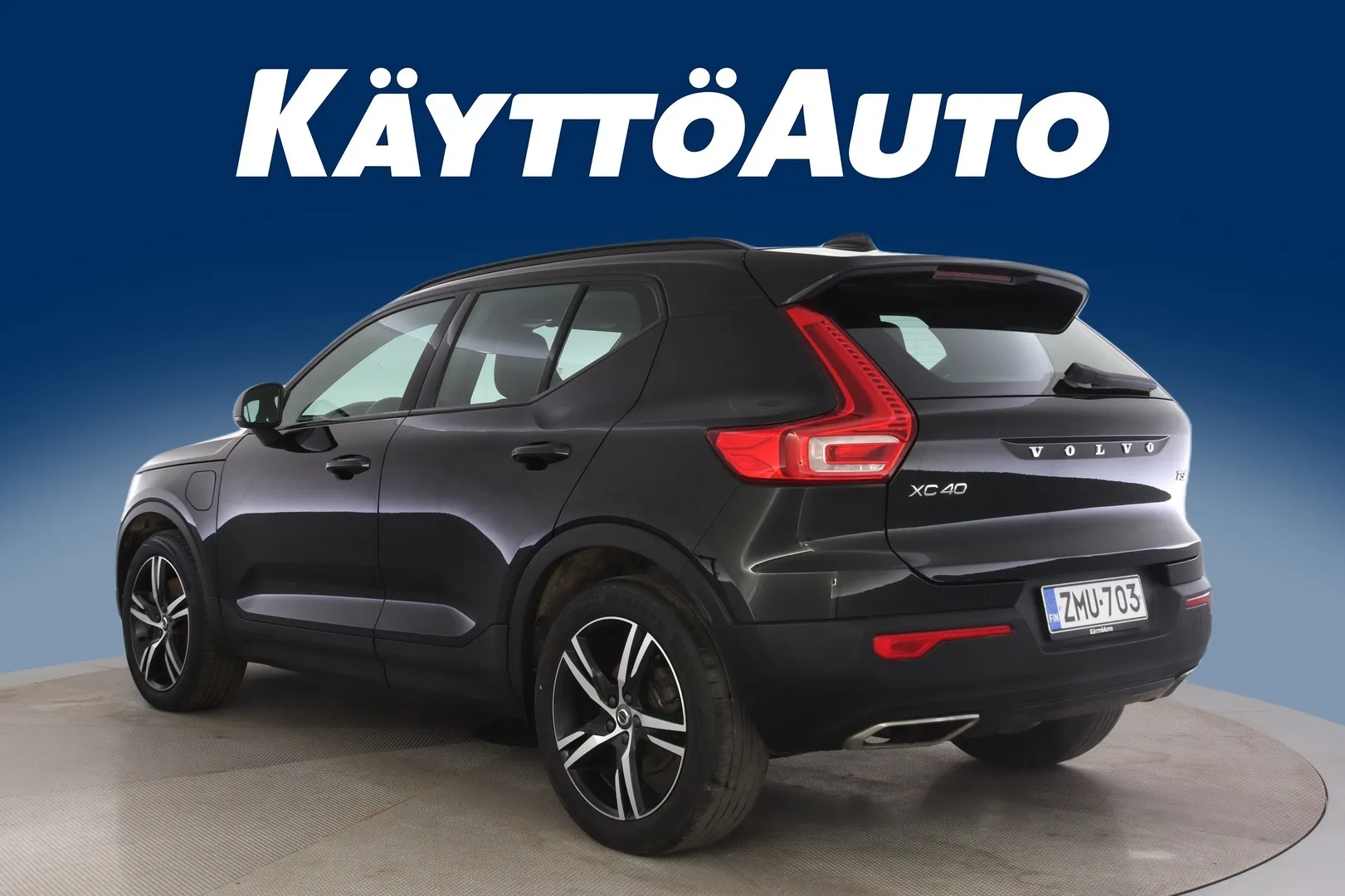 Volvo XC40 ZMU-703 carousel image