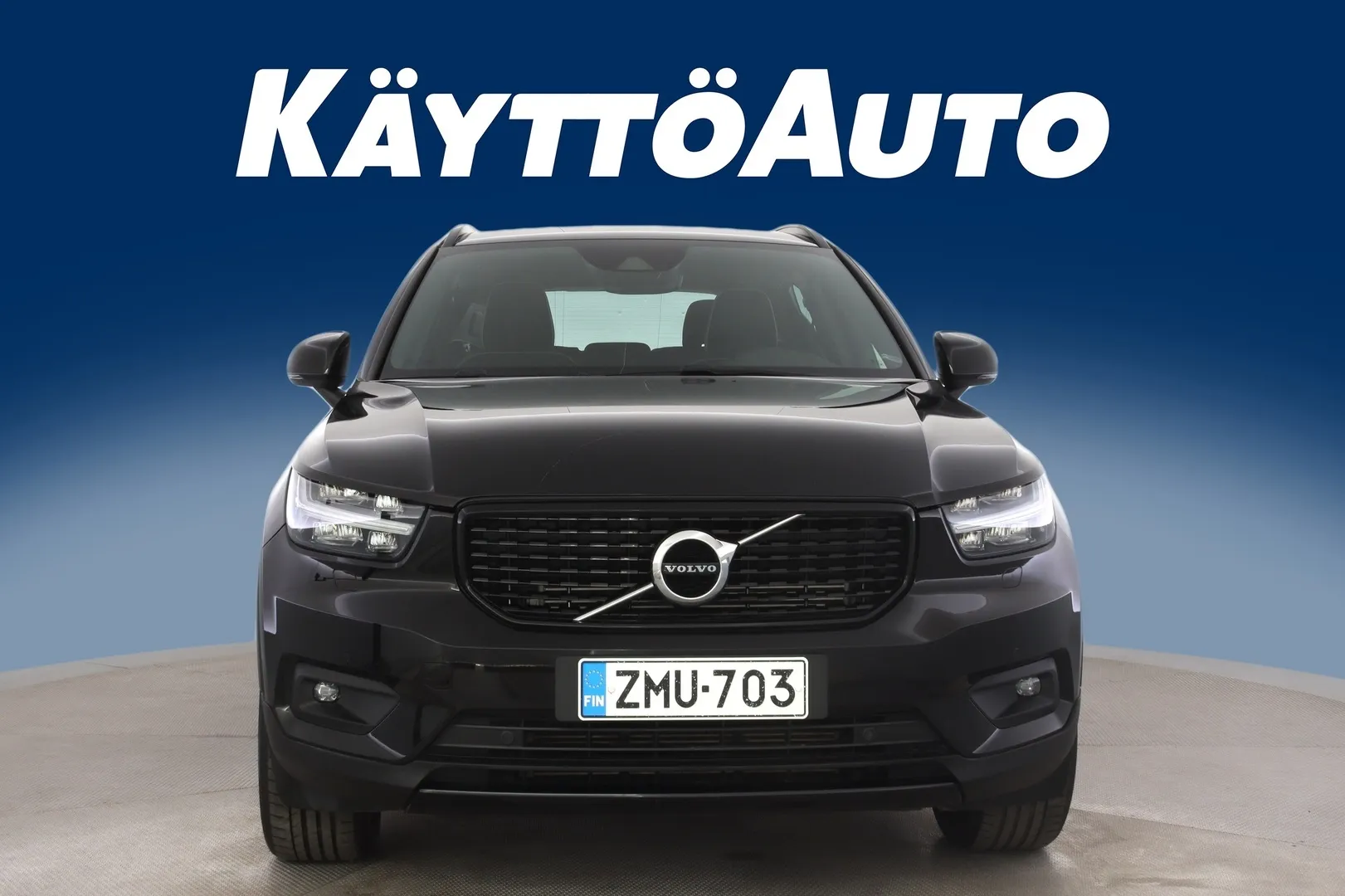 Volvo XC40 ZMU-703 carousel image