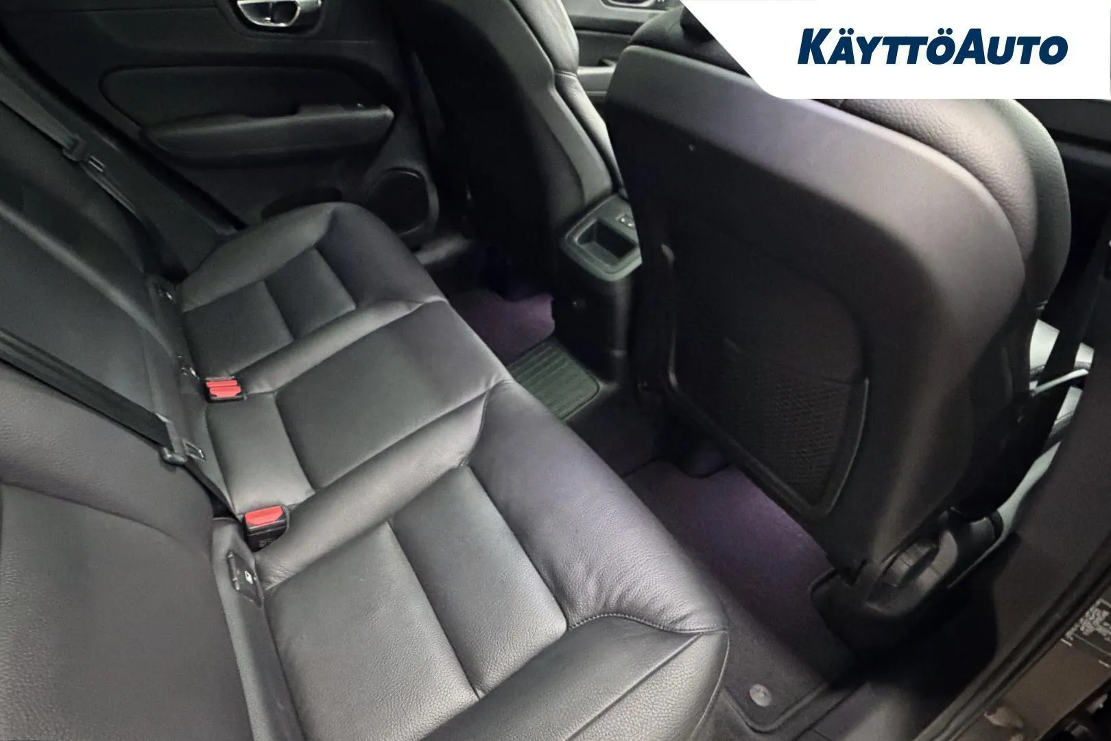 Volvo XC60 XPP-882 carousel image