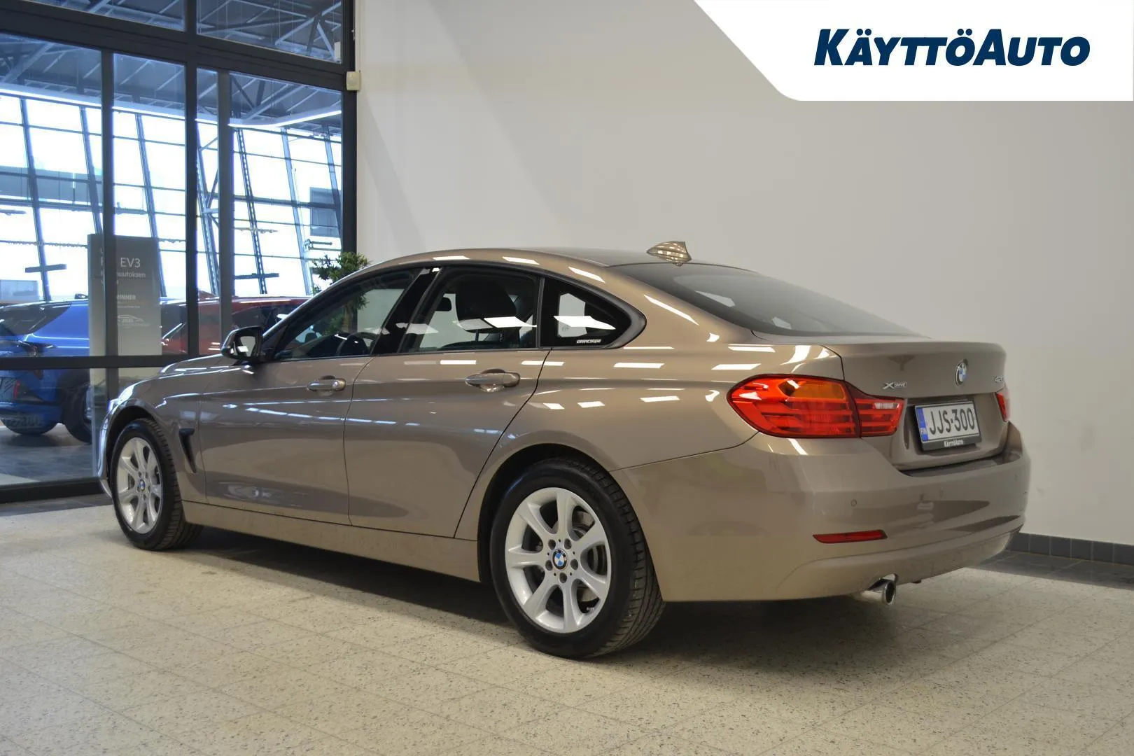 BMW 420 JJS-300 carousel image