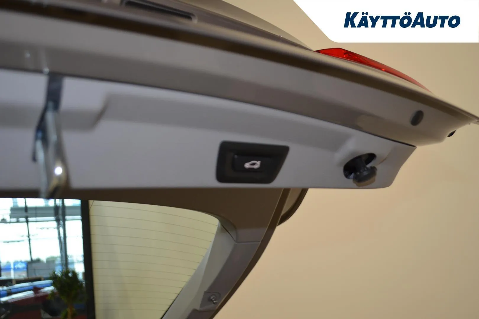 BMW 420 JJS-300 carousel image