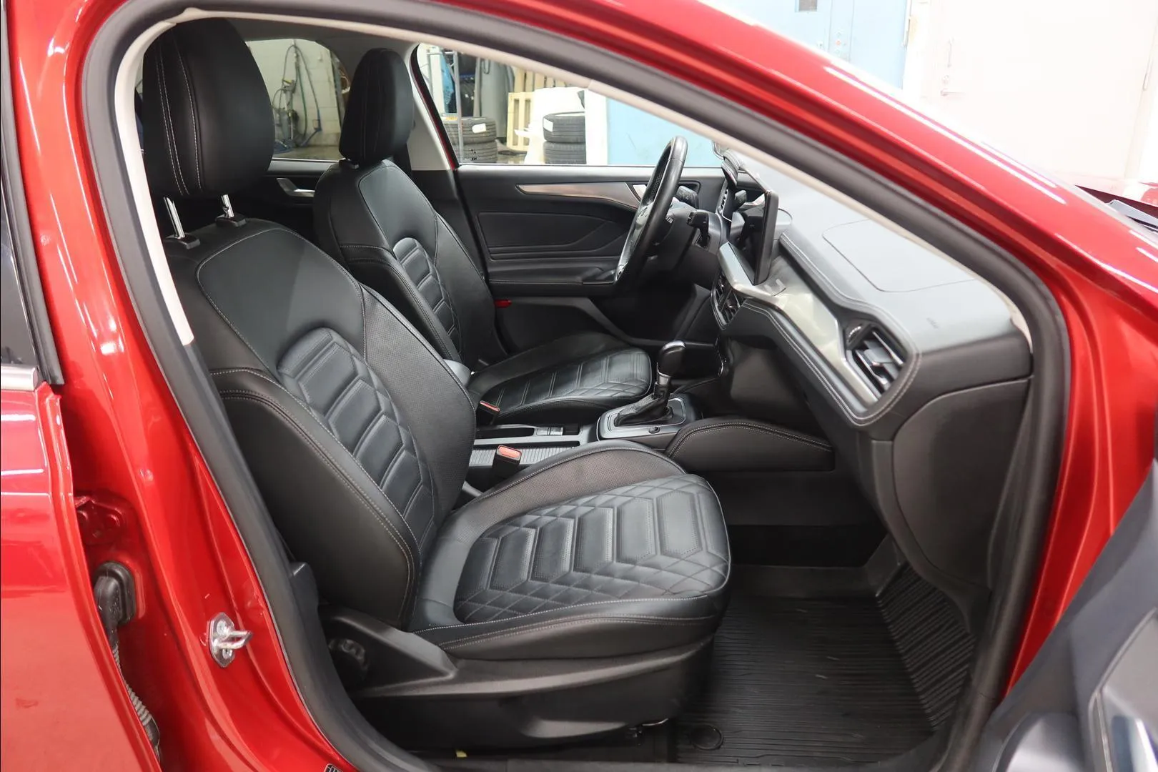 Ford Focus SOT-337 carousel image