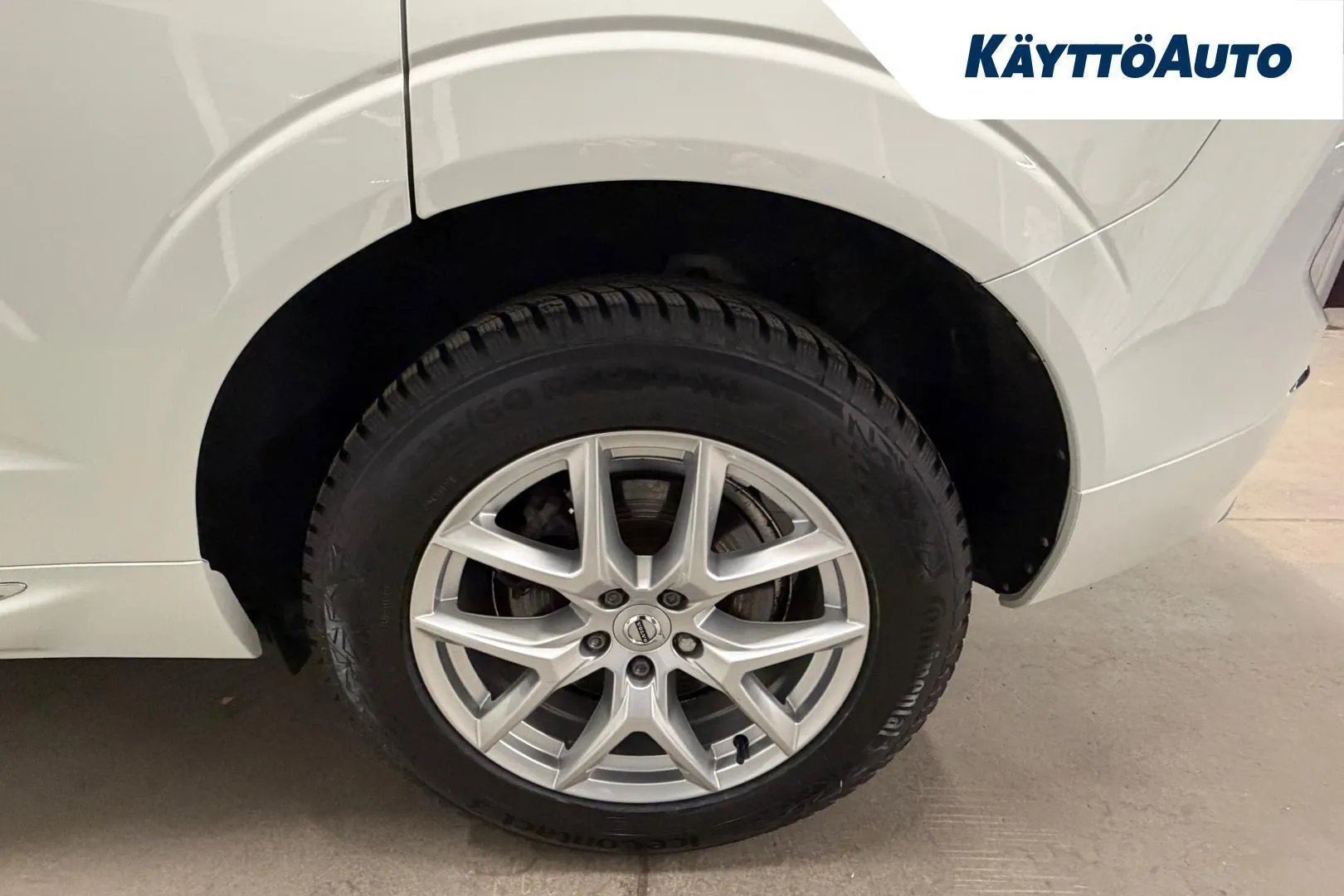 Volvo XC60 LPR-658 carousel image