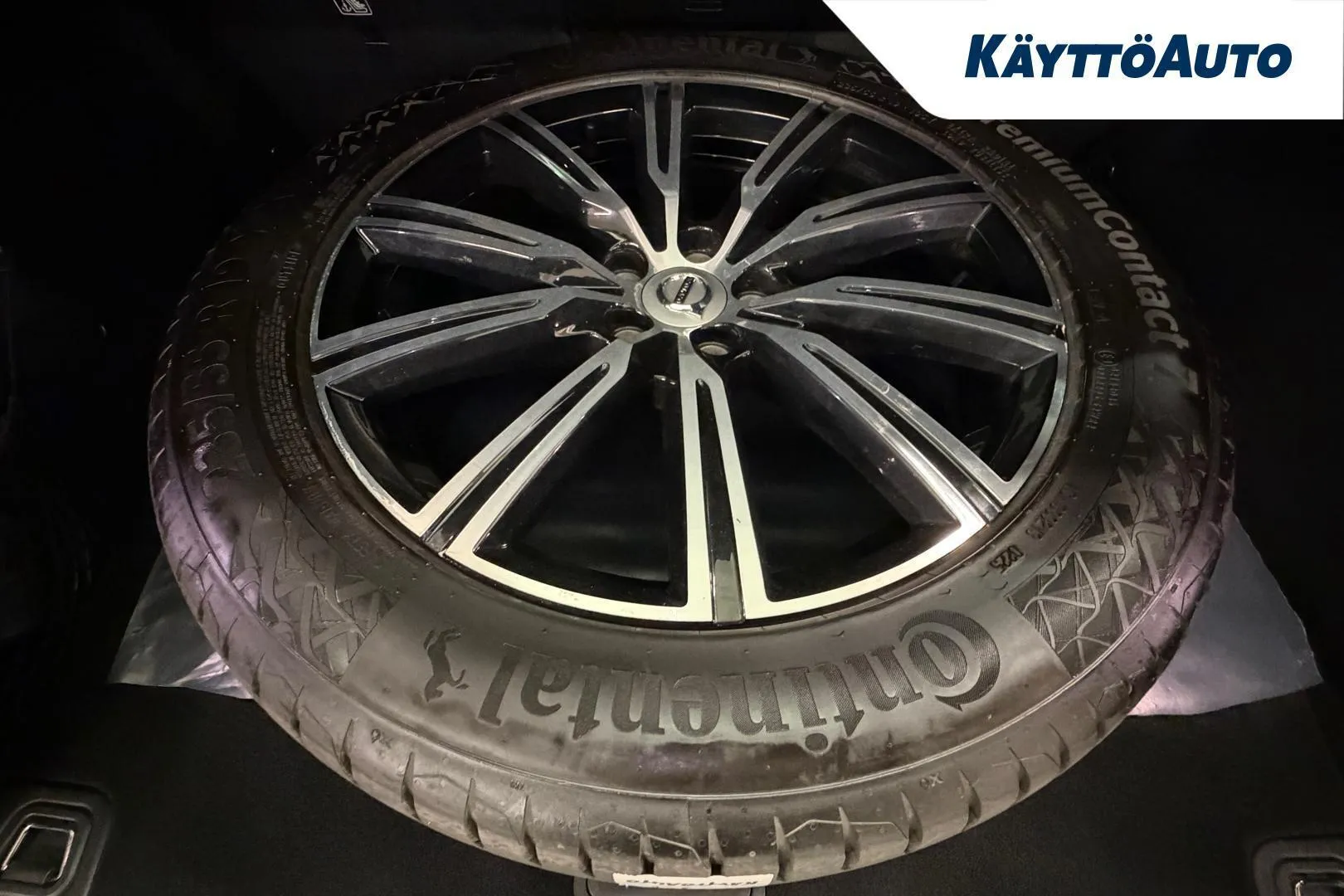 Volvo XC60 LPR-658 carousel image