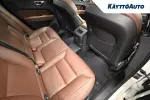 Volvo XC60 LPR-658 carousel thumbs