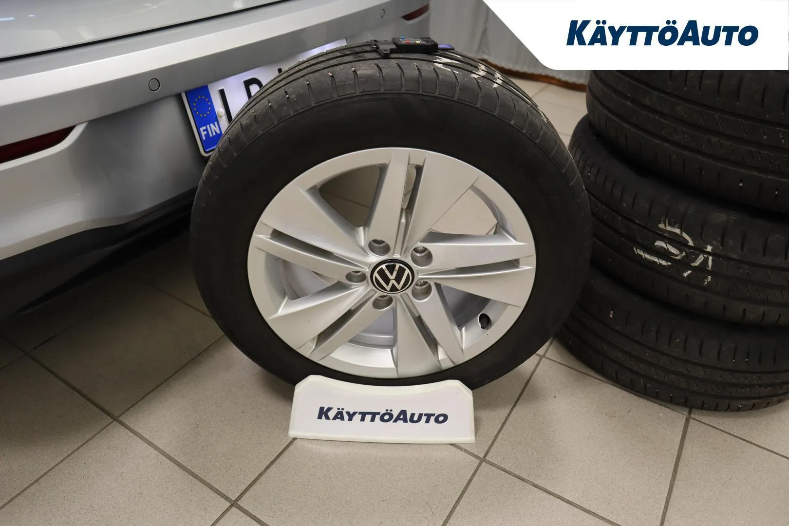 Volkswagen Golf LPJ-113 carousel image