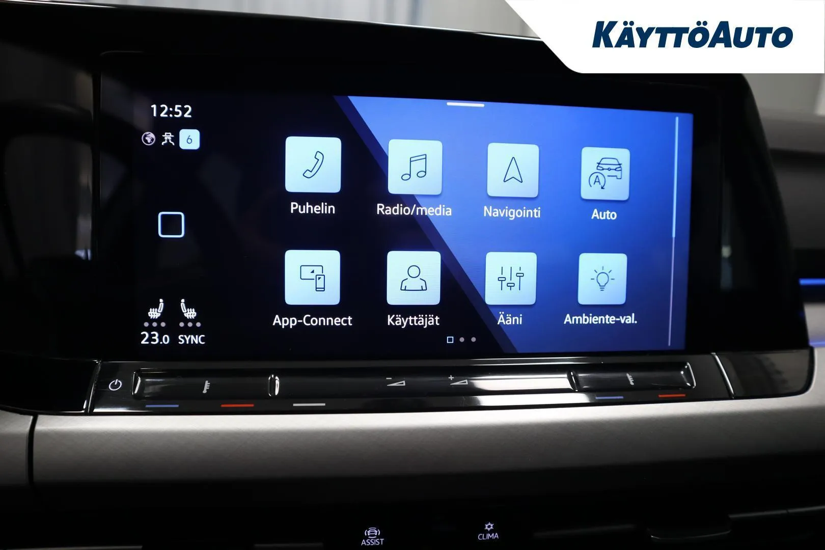 Volkswagen Golf LPJ-113 carousel image