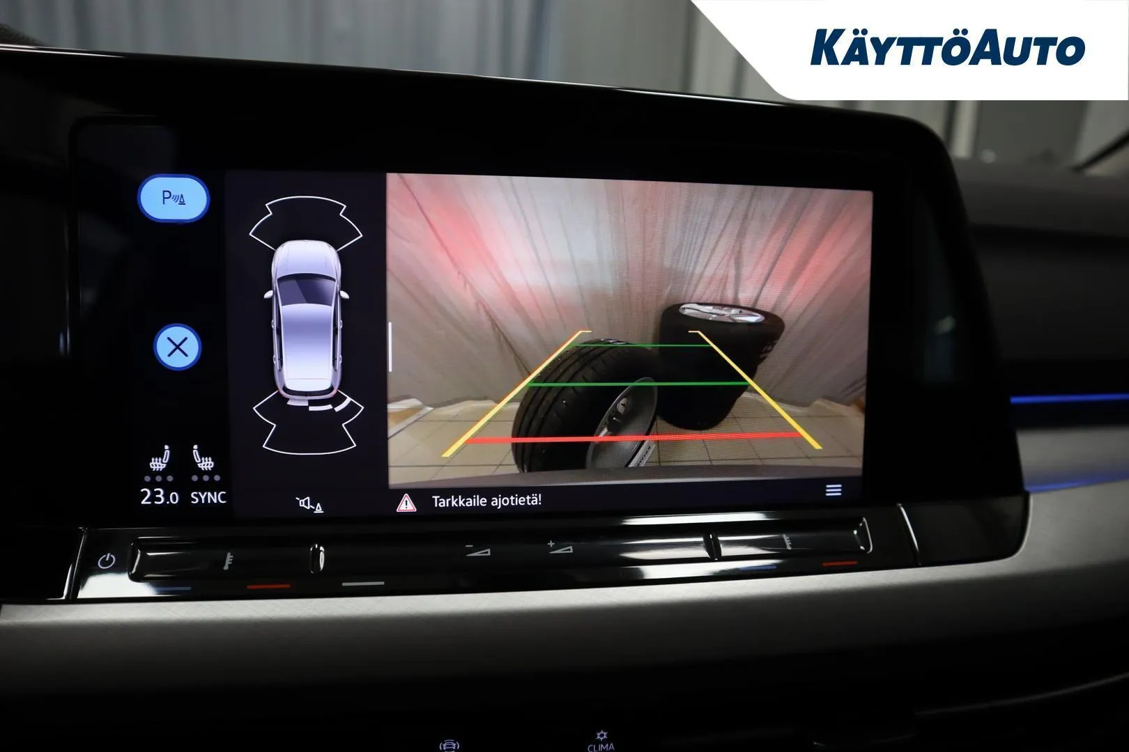 Volkswagen Golf LPJ-113 carousel image