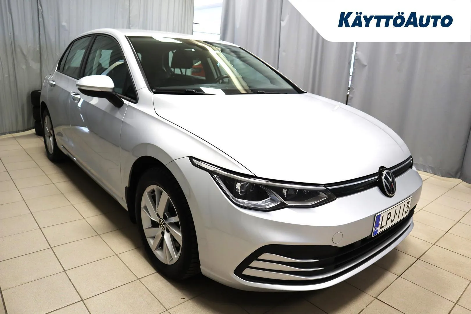 Volkswagen Golf LPJ-113 carousel image