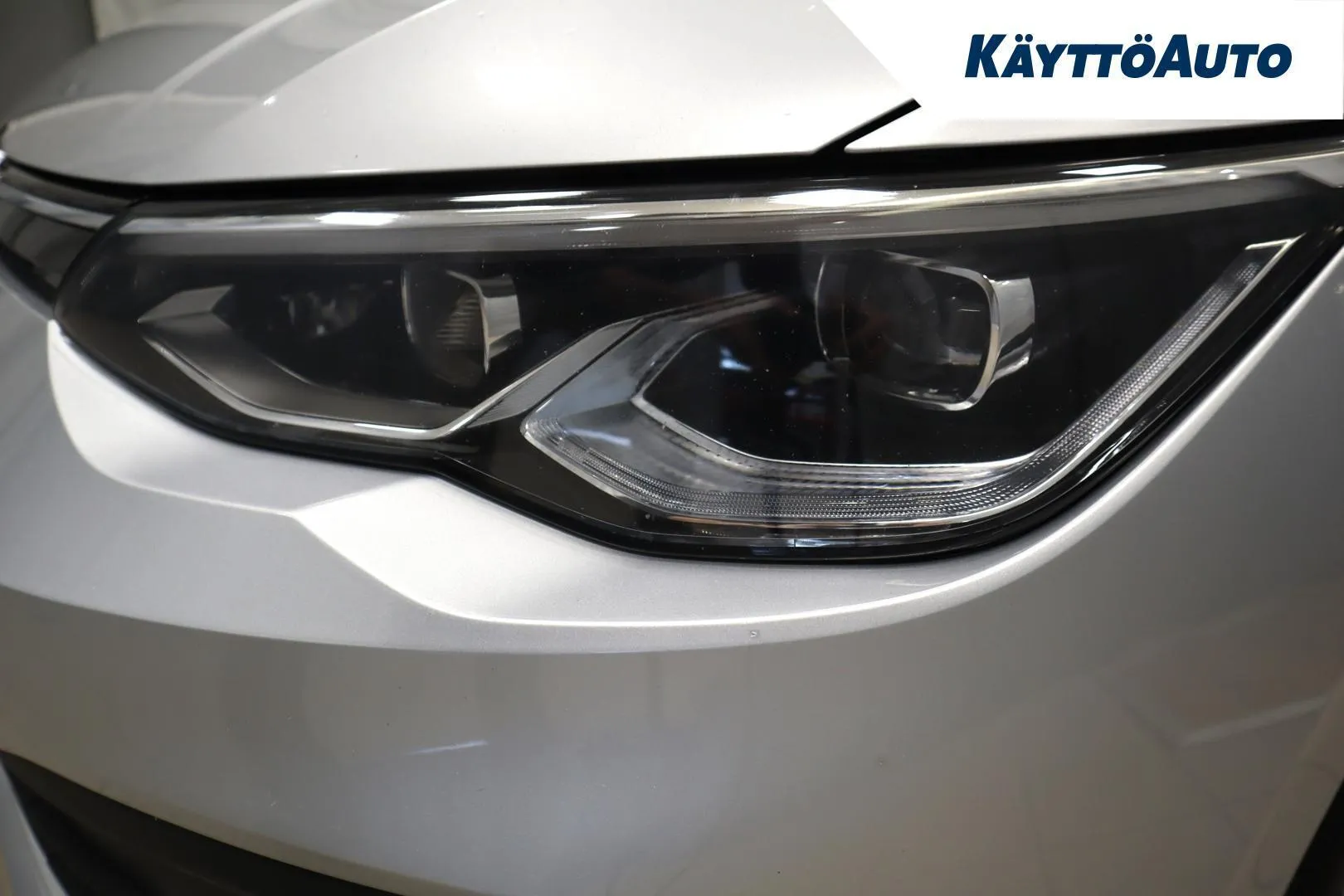 Volkswagen Golf LPJ-113 carousel image