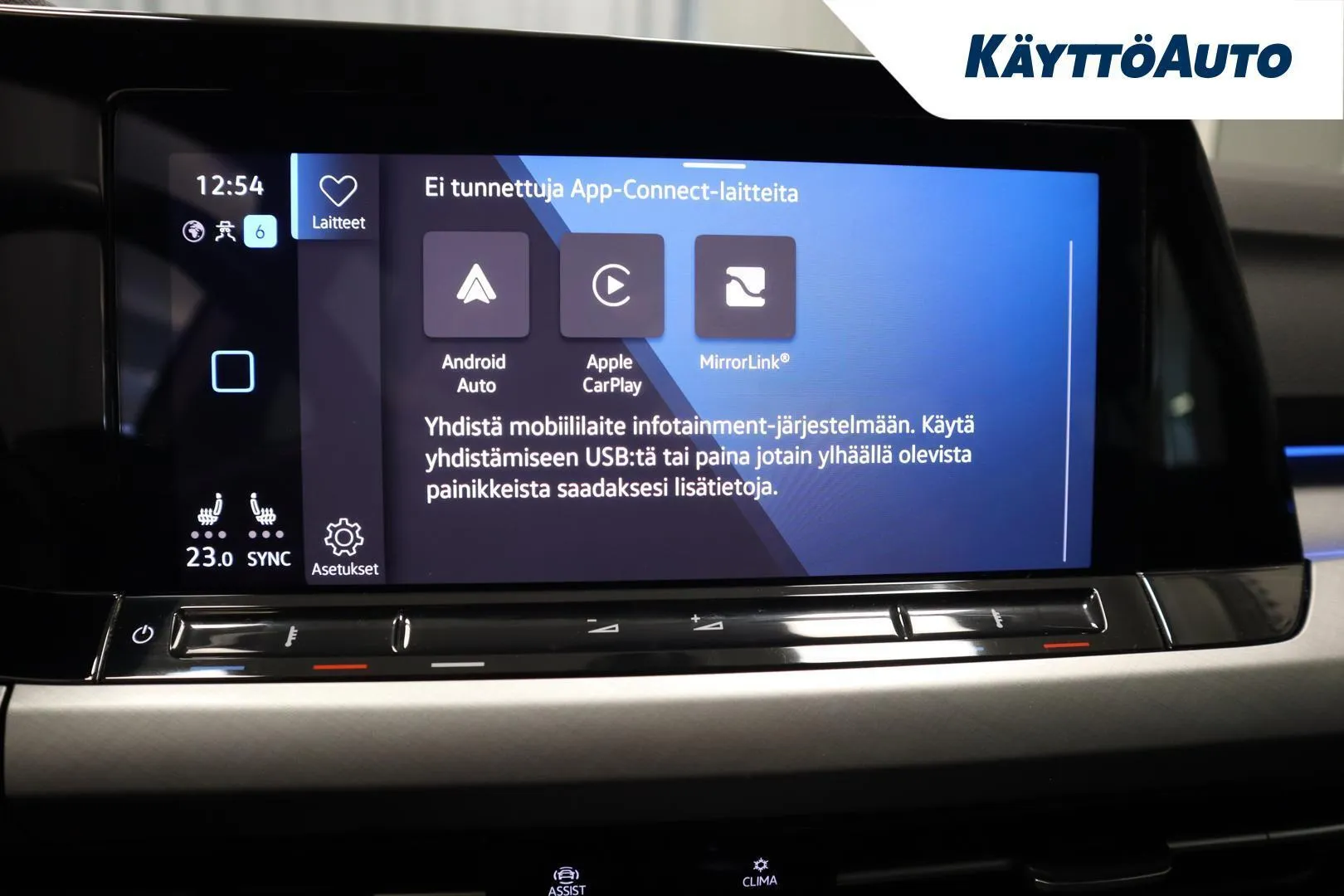 Volkswagen Golf LPJ-113 carousel image